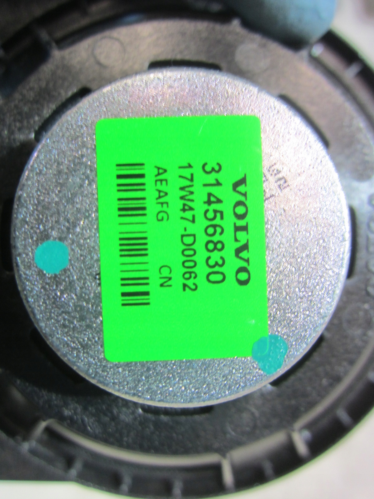 VOLVO XC40 II XC 40 speaker door DRZWIOWY front front HARMAN 31456830