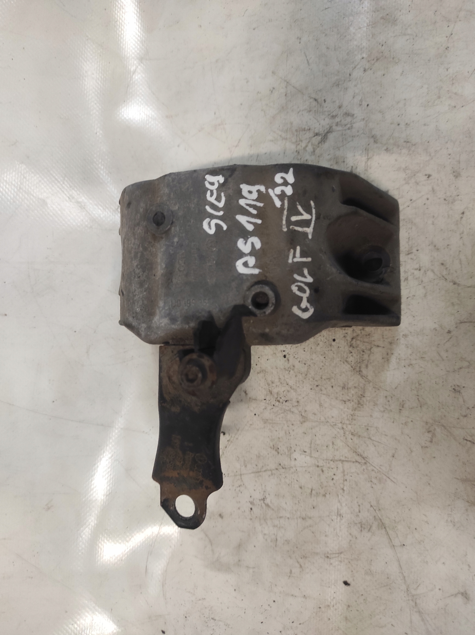 VW BORA IV 4 1J0199262BK engine mount