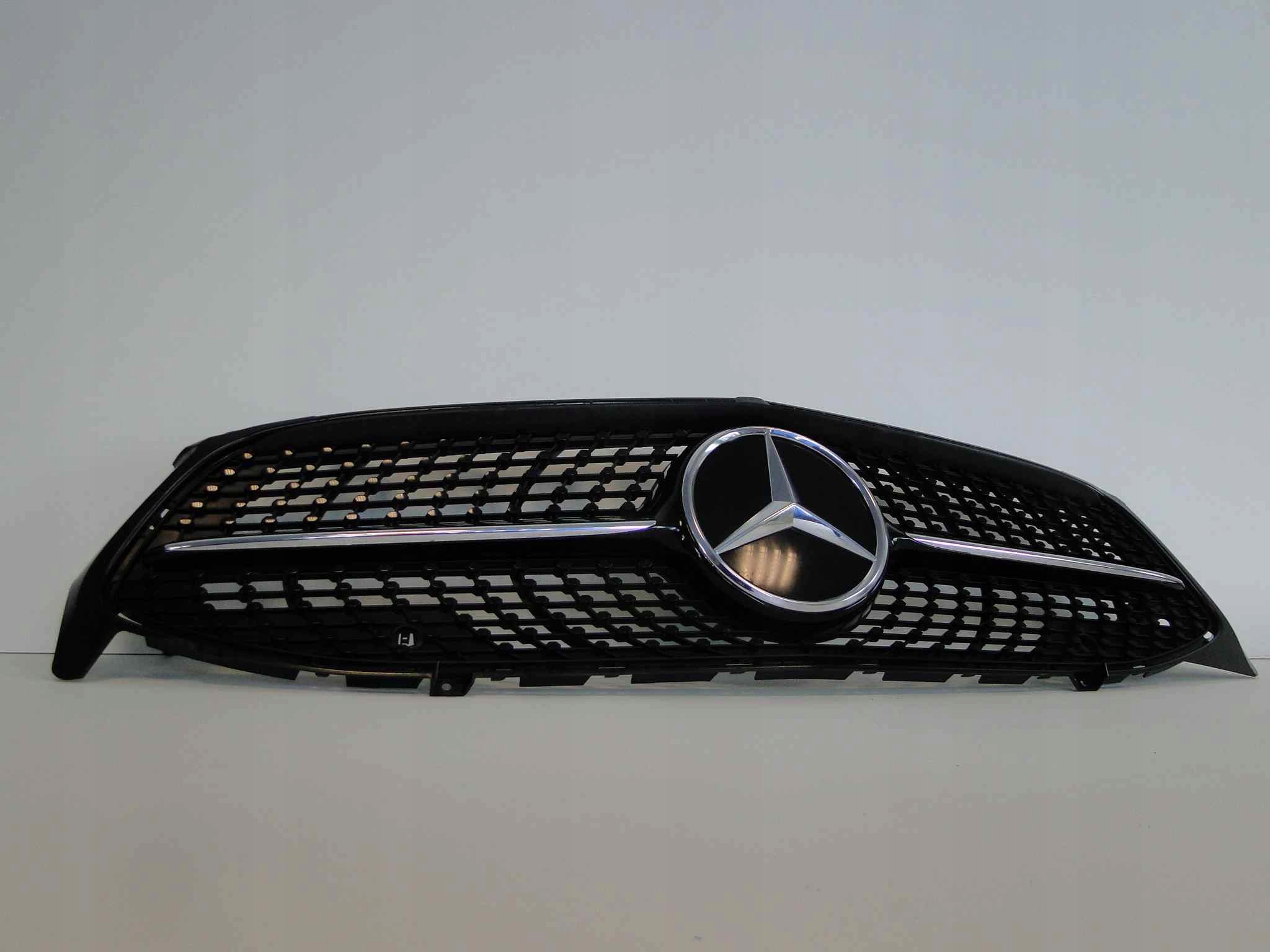 MERCEDES CLA 118 GRILL ATRAPA DIAMENT RADAR ORYG Numer katalogowy części A1188880200