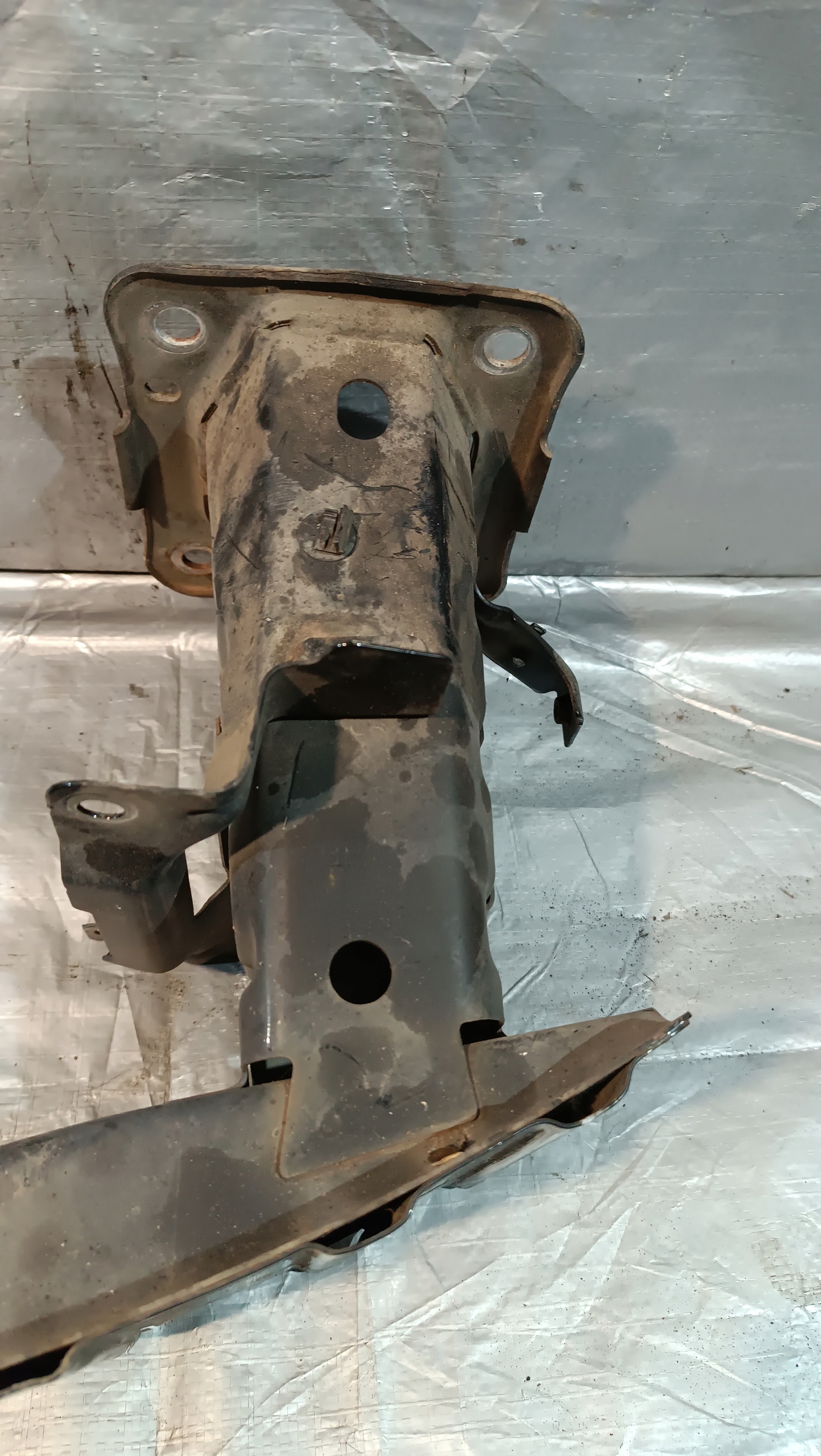 bumper support MAZDA 3 BK 1.6B 2006r