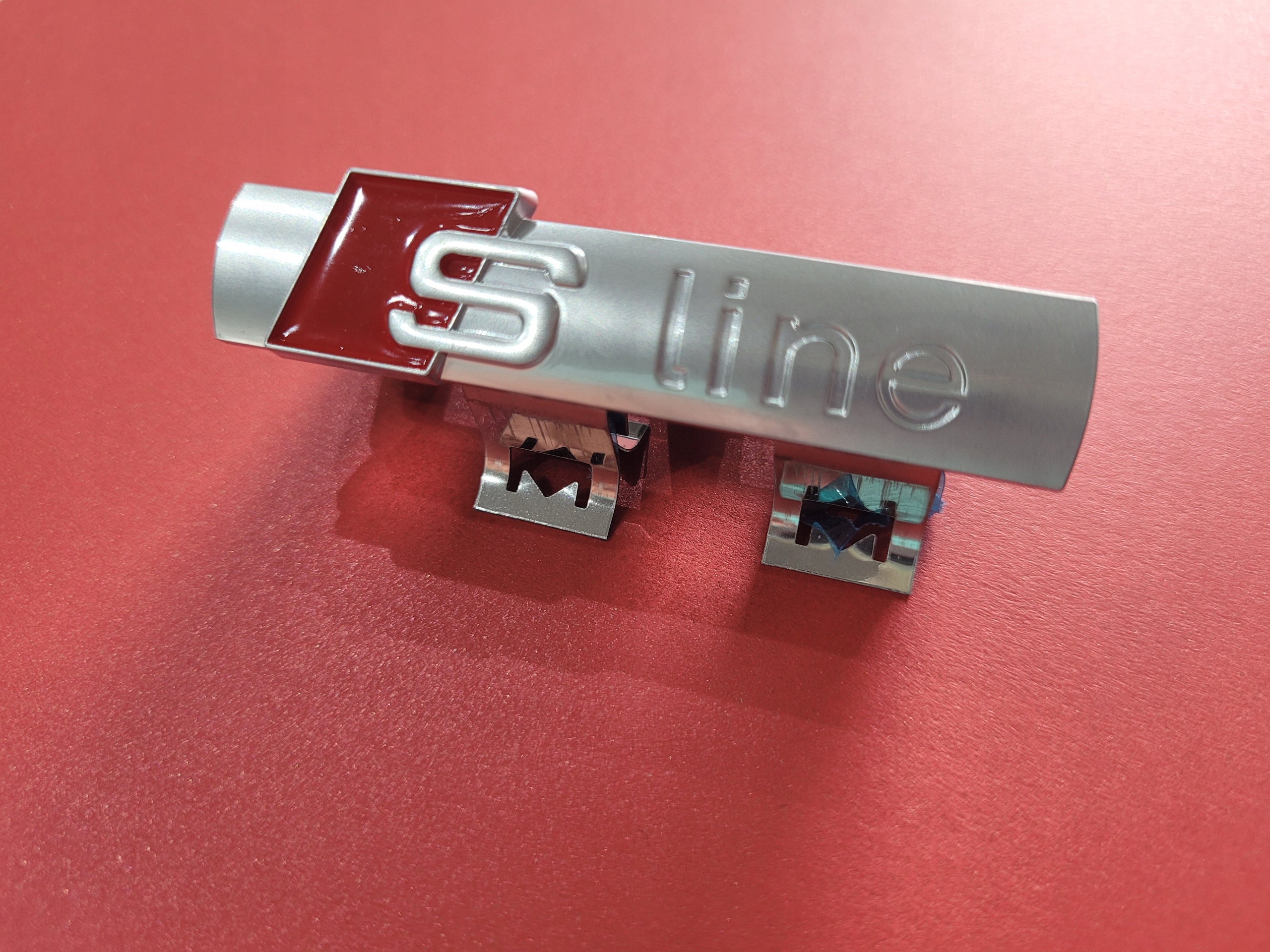 Emblematy S-Line do Audi na grill Silver Glossy Marka Inna