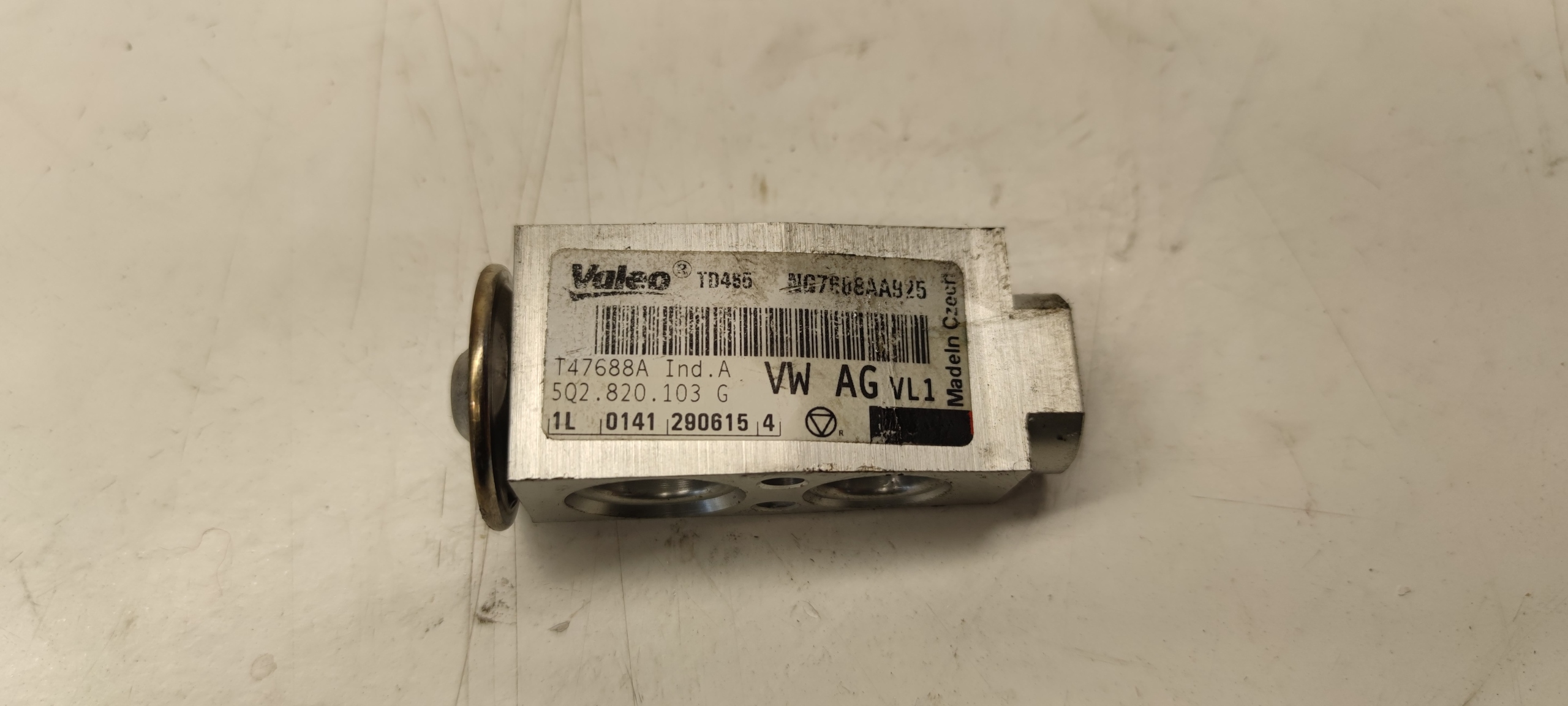 Sensor ROZPREZNY klimaanlage AUDI A3 8V 5Q0820679C