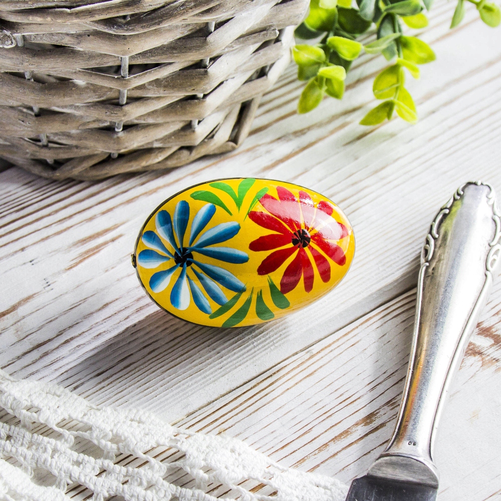 OZDOBA dekoracja WIELKANOCNA pisanka DREWNIANA K2 Kolor dominujący żółty