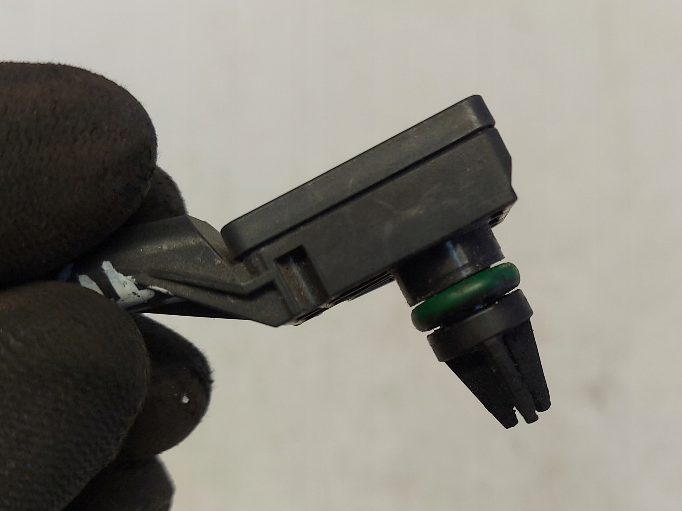 AUDI A8 D5 4N Sensor Druck 06E9060561T