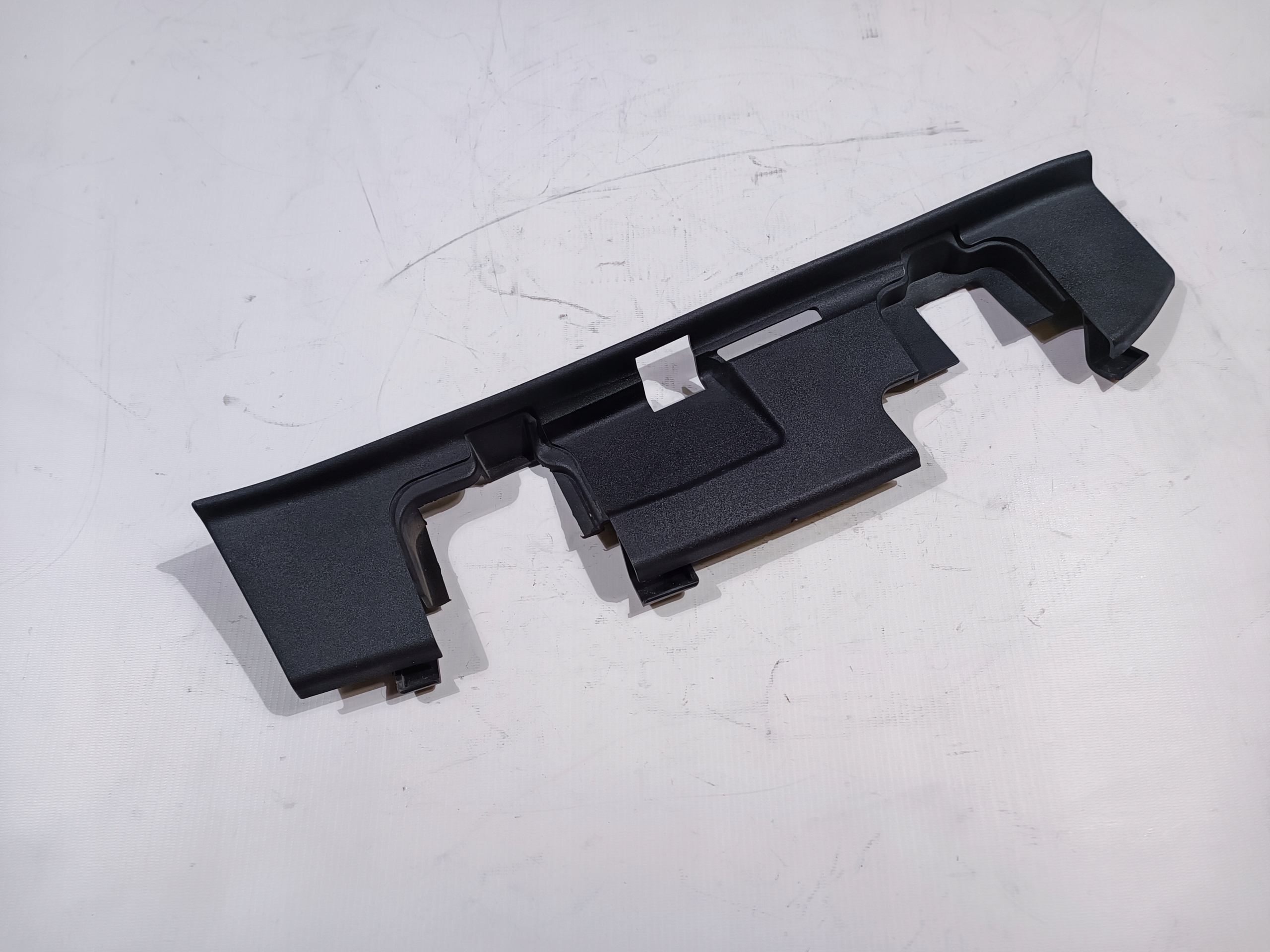 Blende Abdeckung Scharnier Tür links heck Ford F150 2015