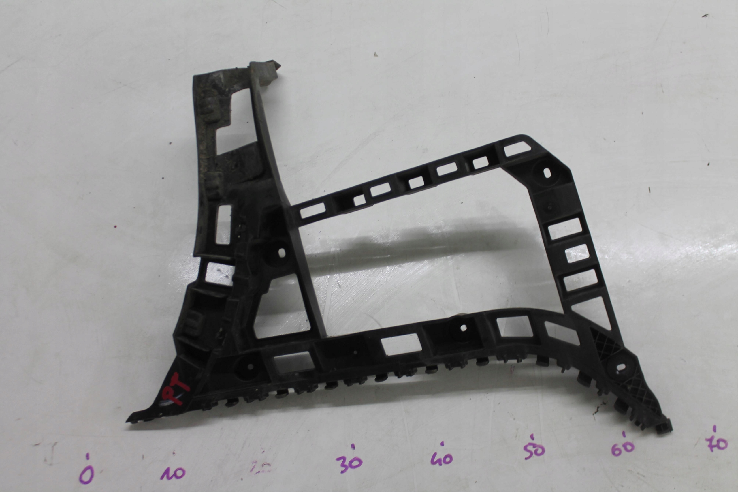 bumper bracket right rear part rear 5C6807394 VW JETTA VI 5C 10-14