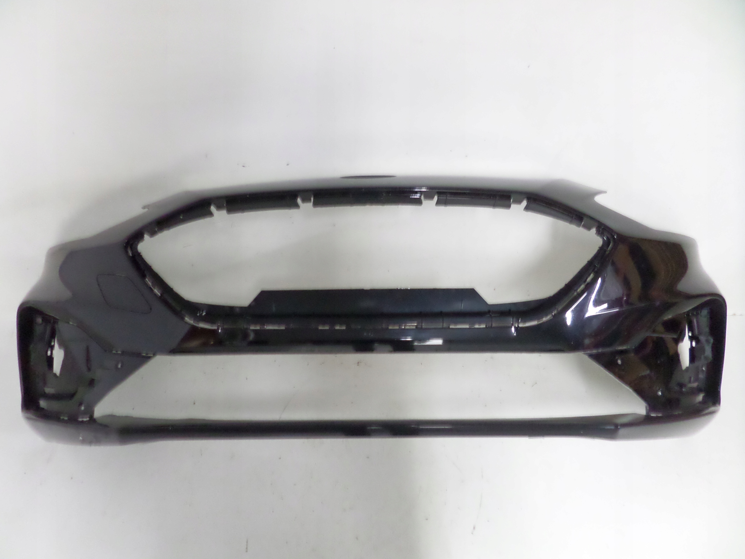 nárazník predný predok FORD FOCUS MK4 18- ST