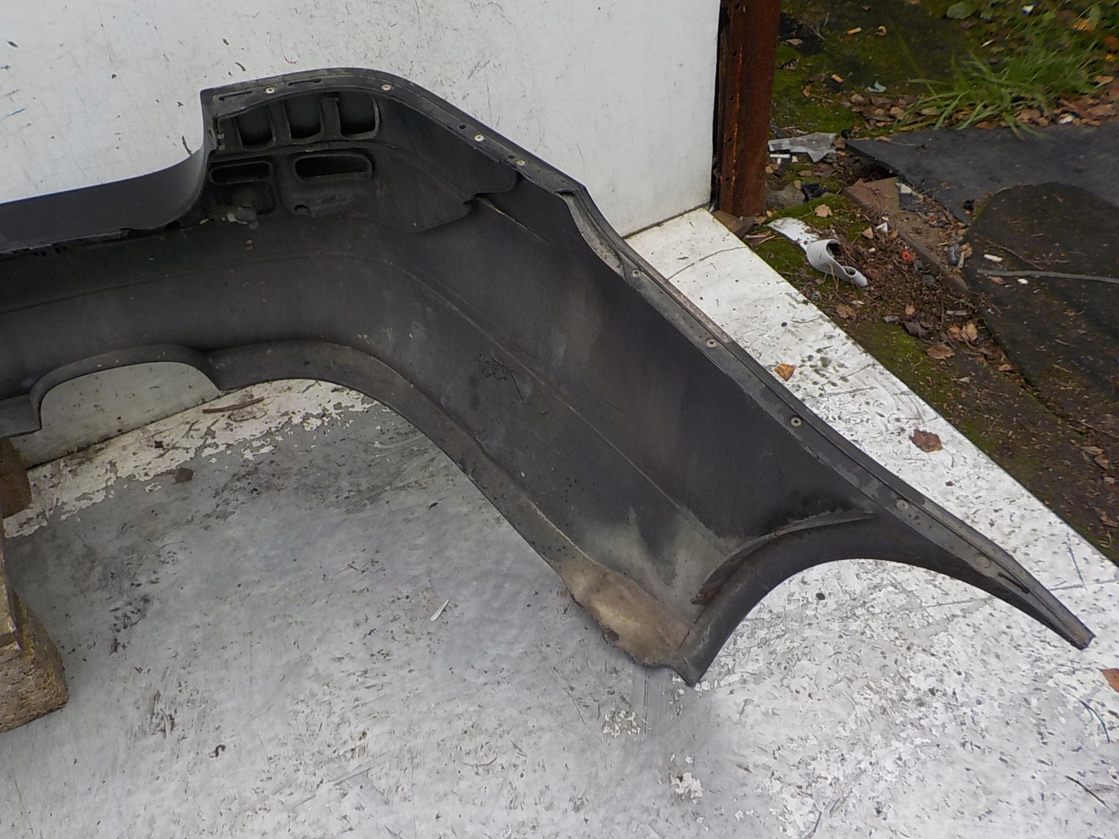 84 BMW 5 E61 Paraurti posteriore posteriore PDC