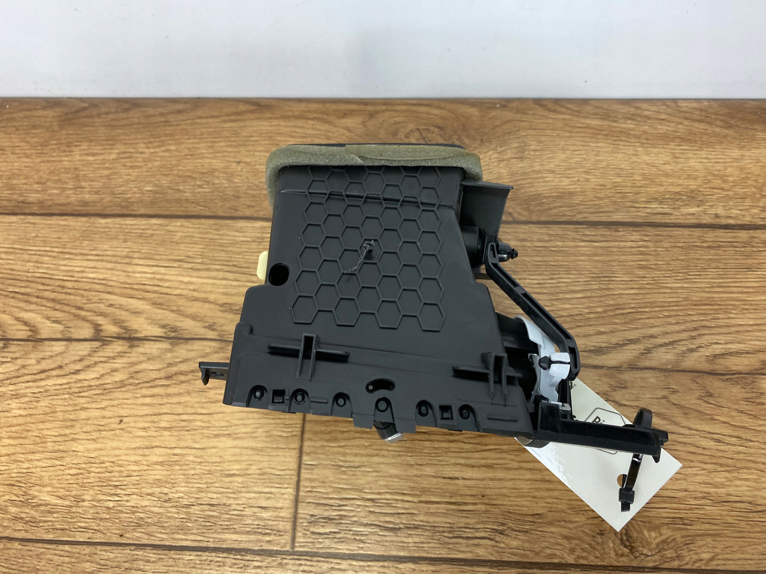 grid air conditioning devices Dodge Ram 1500 2019+