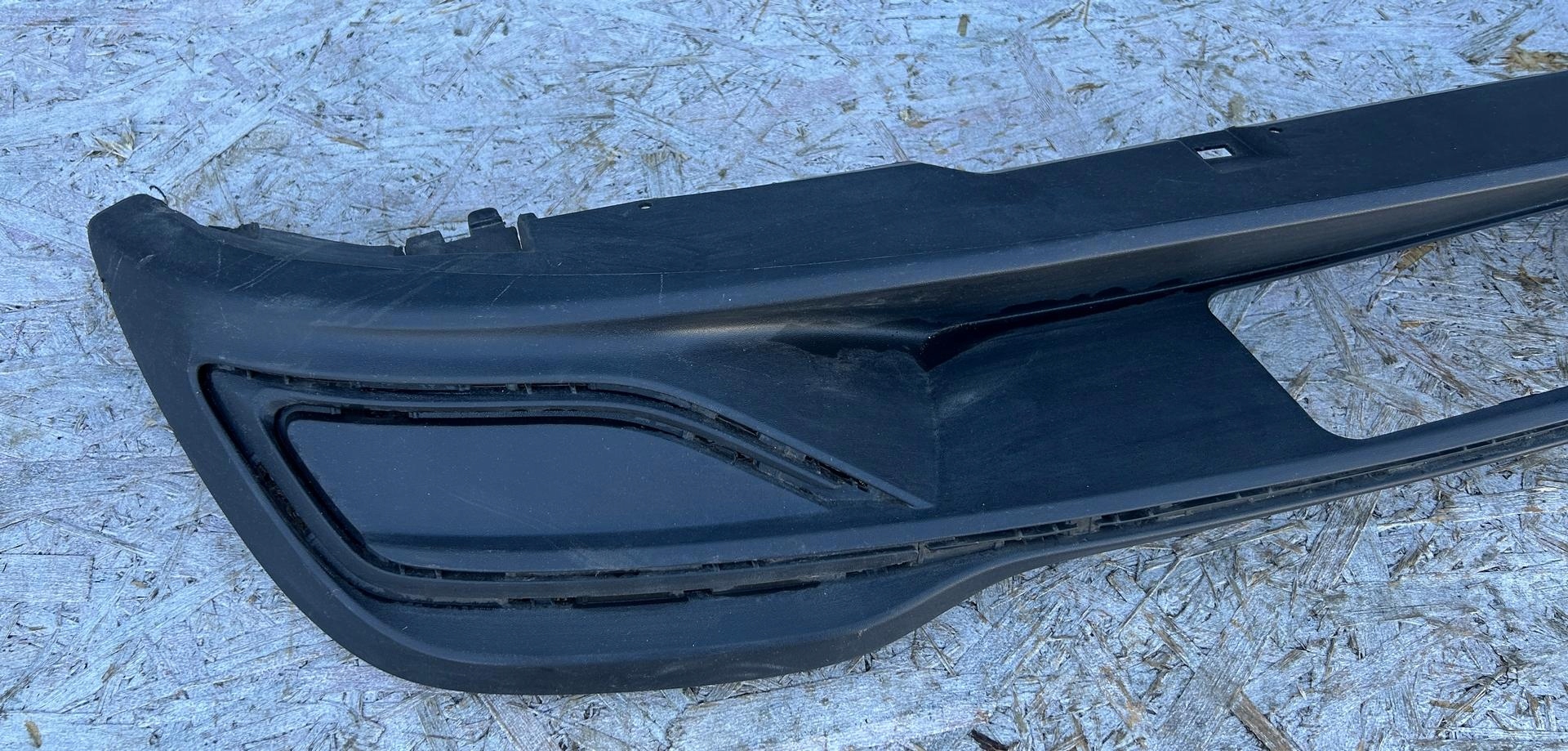 SPOILER der Stoßstange heck VW GOLF VIII HB 5H6807568A