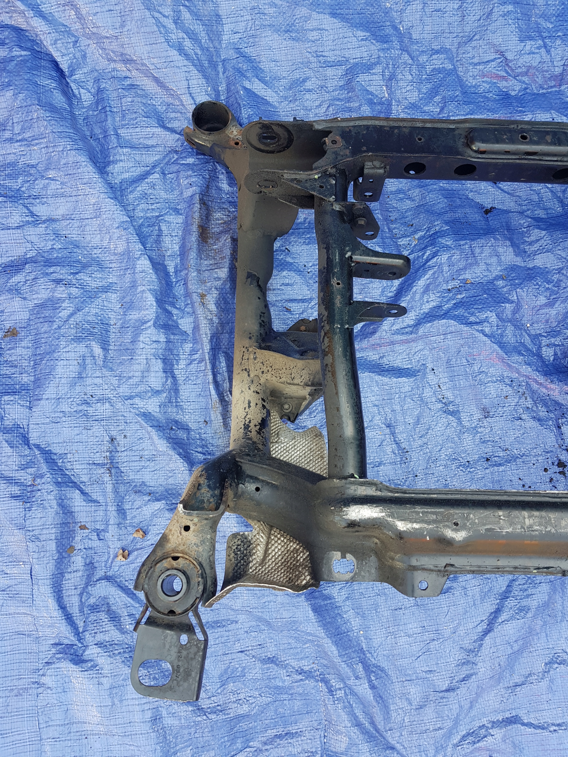 axle beam front of the engine MERCEDES W251 sider subframe axle beam