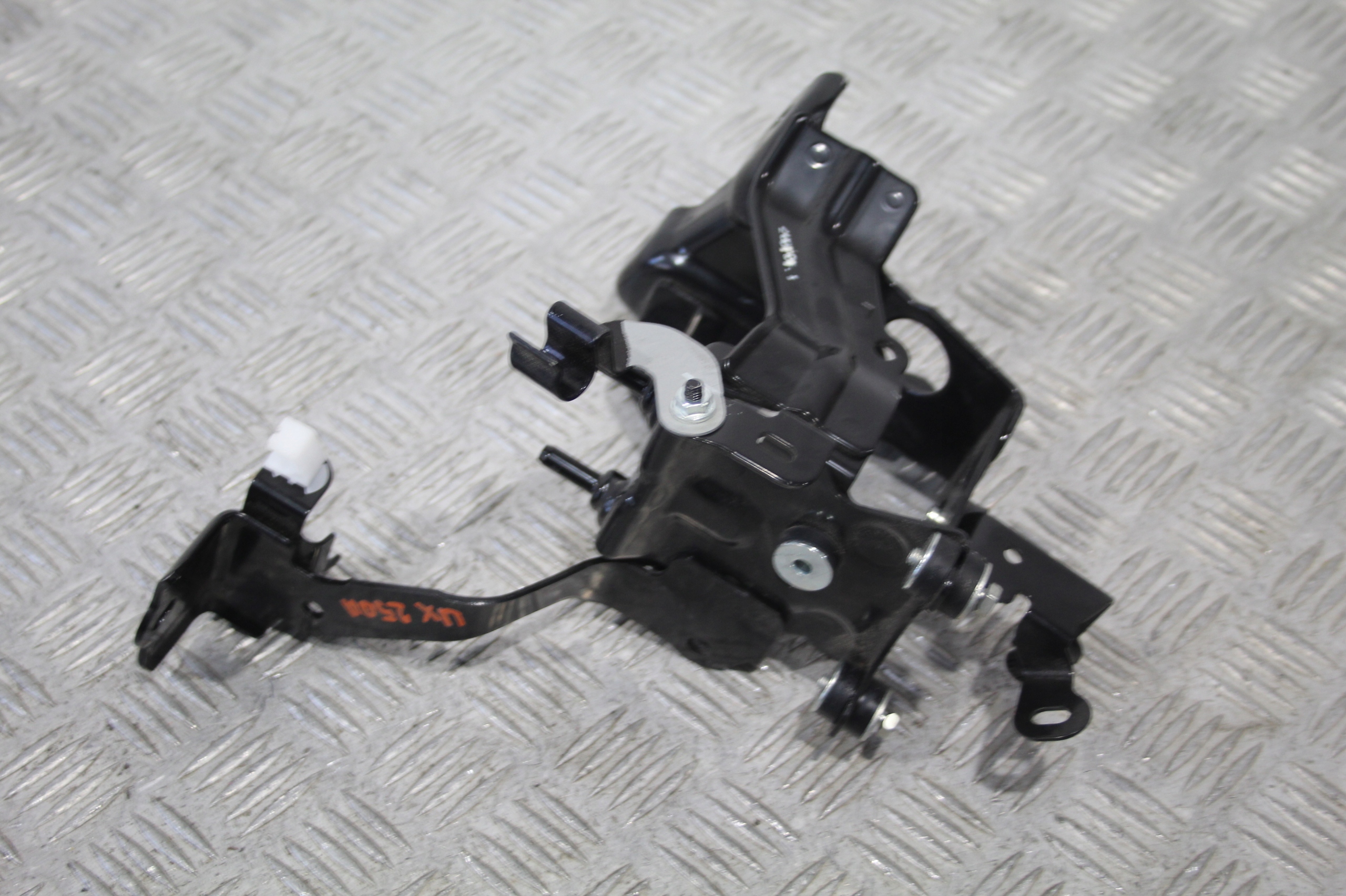 holder bracket holder LEXUS UX 250H UX250H