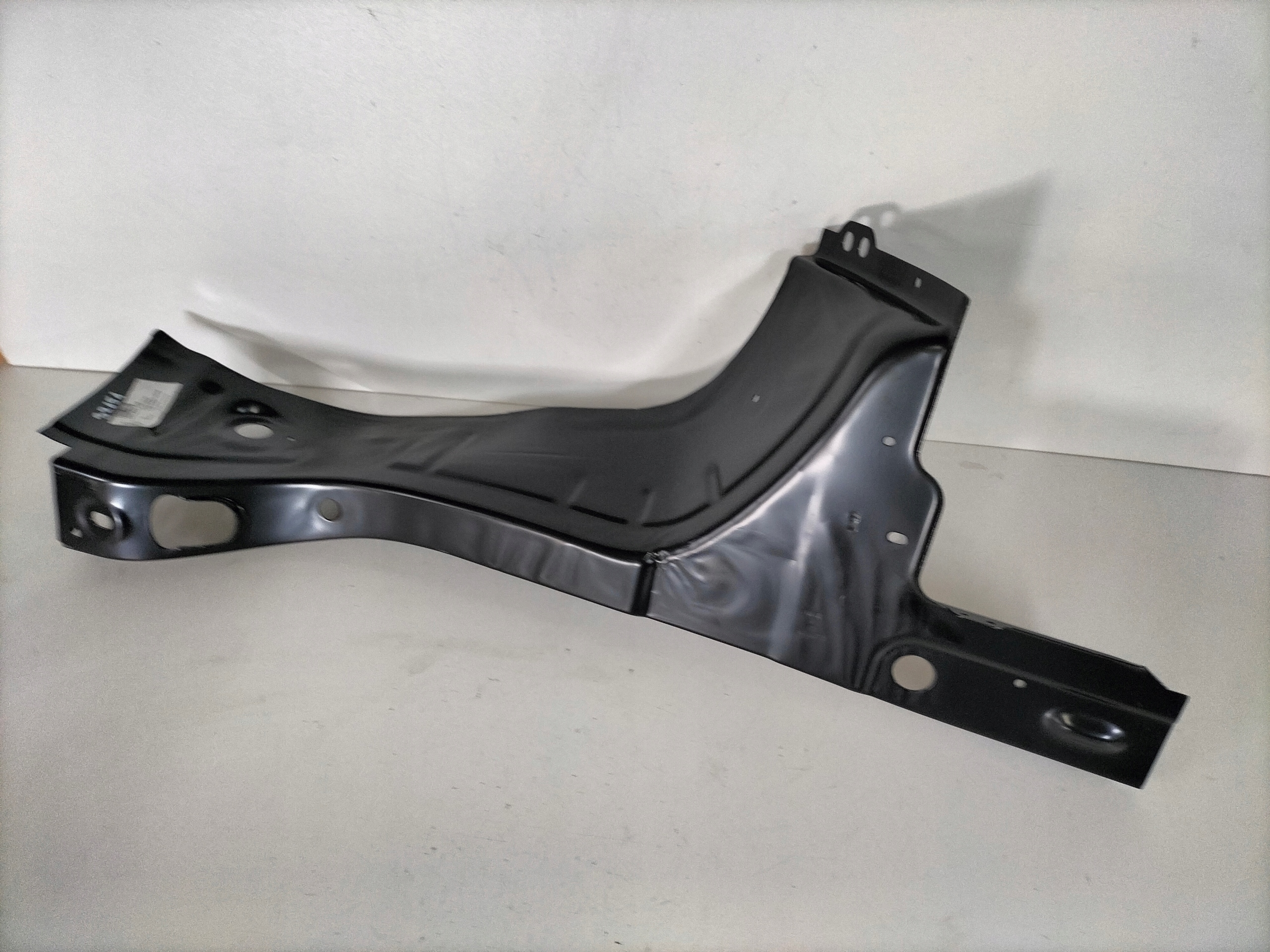 pillar podluznicy front right VW TIGUAN and 07-16