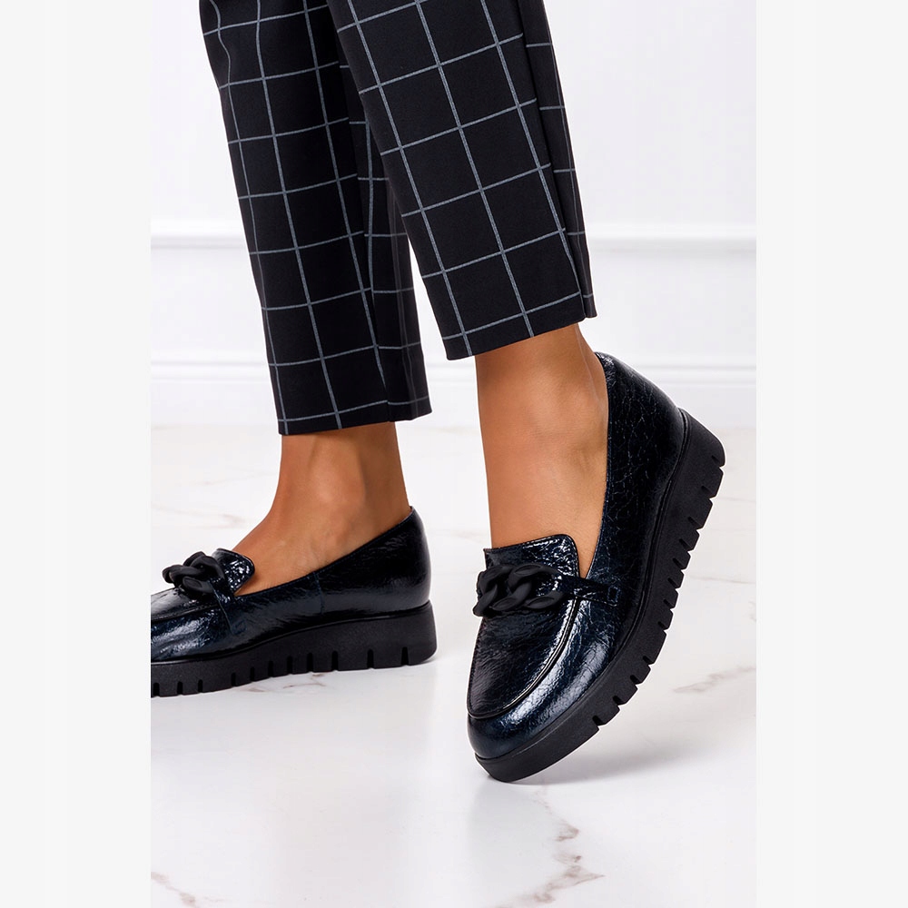 MOKASYNY PÓŁBUTY Z ŁAŃCUCHEM POLSKA SKÓRA NEW r 39 Marka Casu