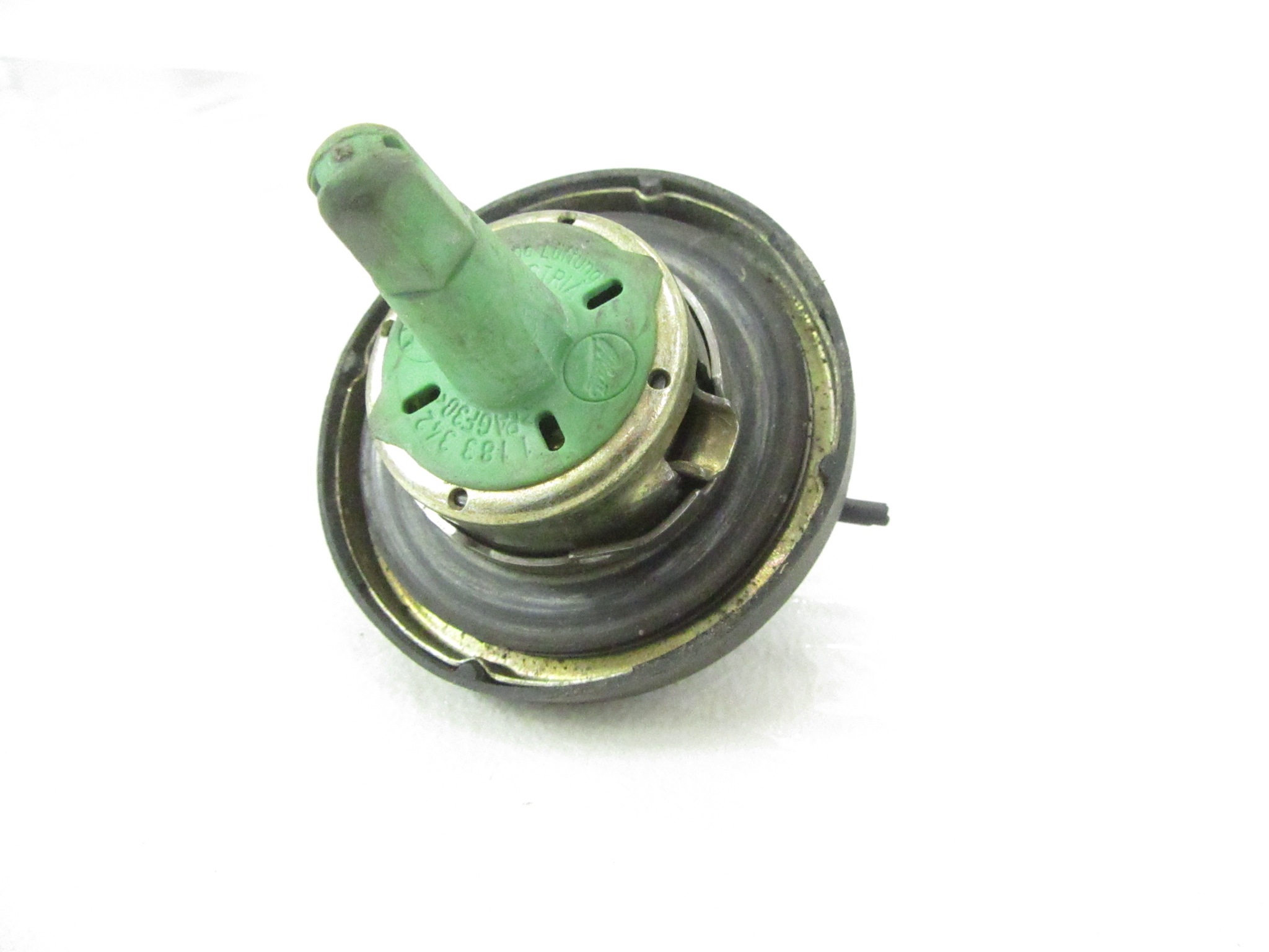 DECKEL Tankklappe des Kraftstoffsbehälters BMW e39 e46 e60 e61 e70 e81 e83 e88 e90 e91 F01 F02