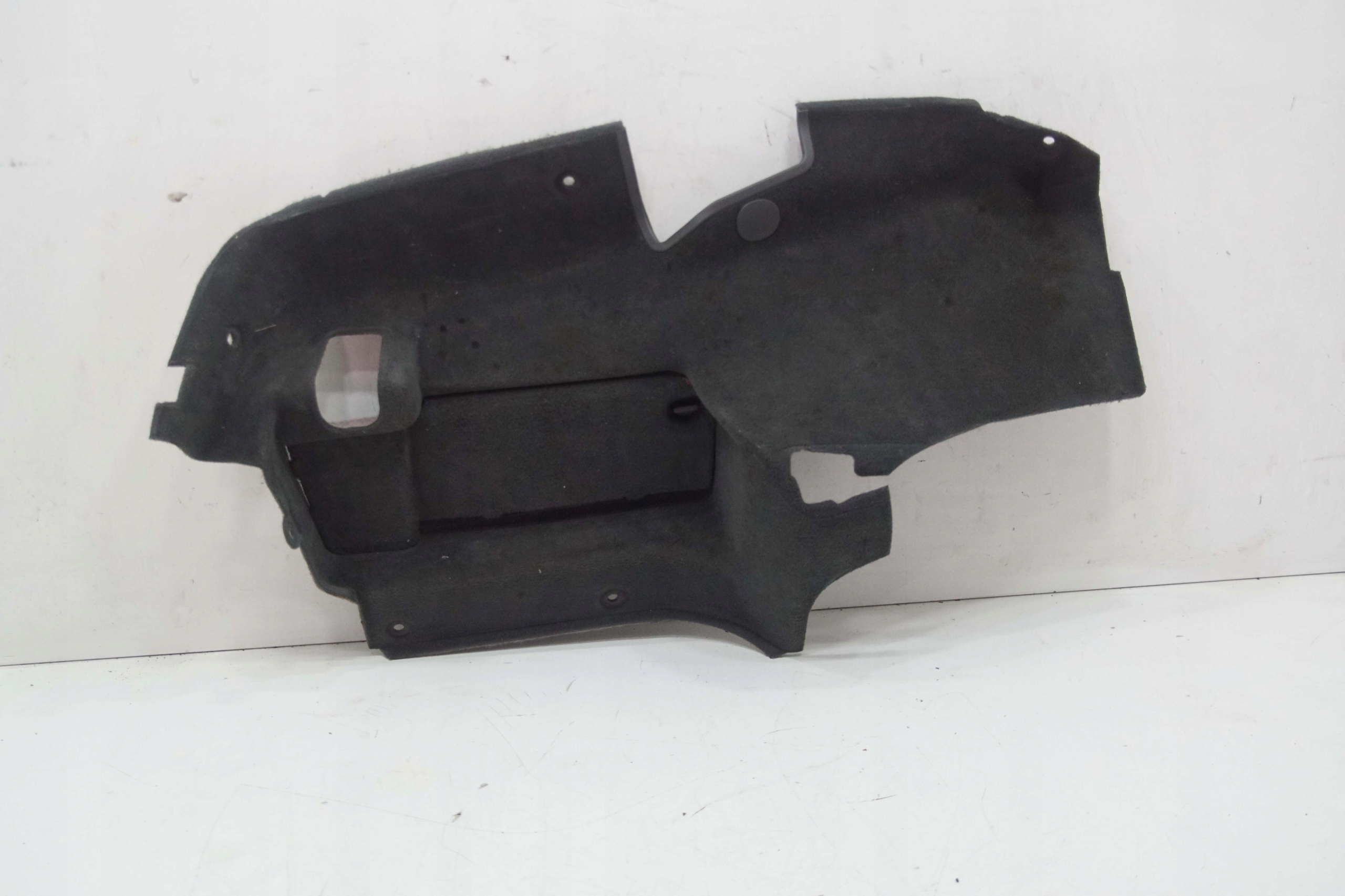 A2306901030 - Обивка багажного отделения левая MERCEDES SL R230