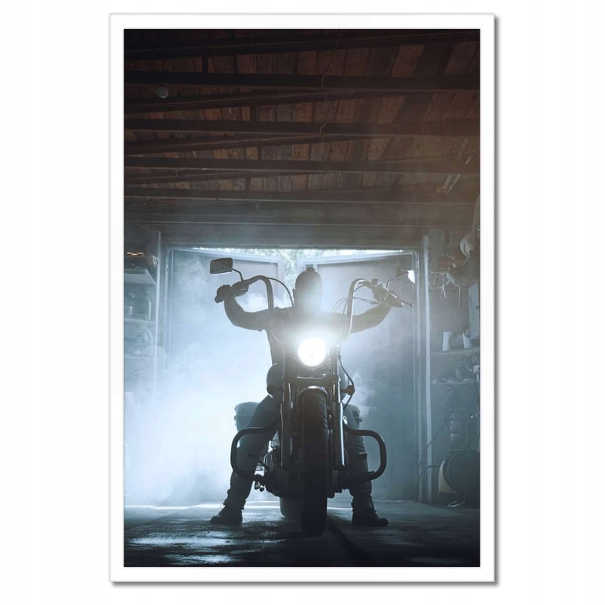 Plakáty v rámu 40x60 V garáži motorkáře