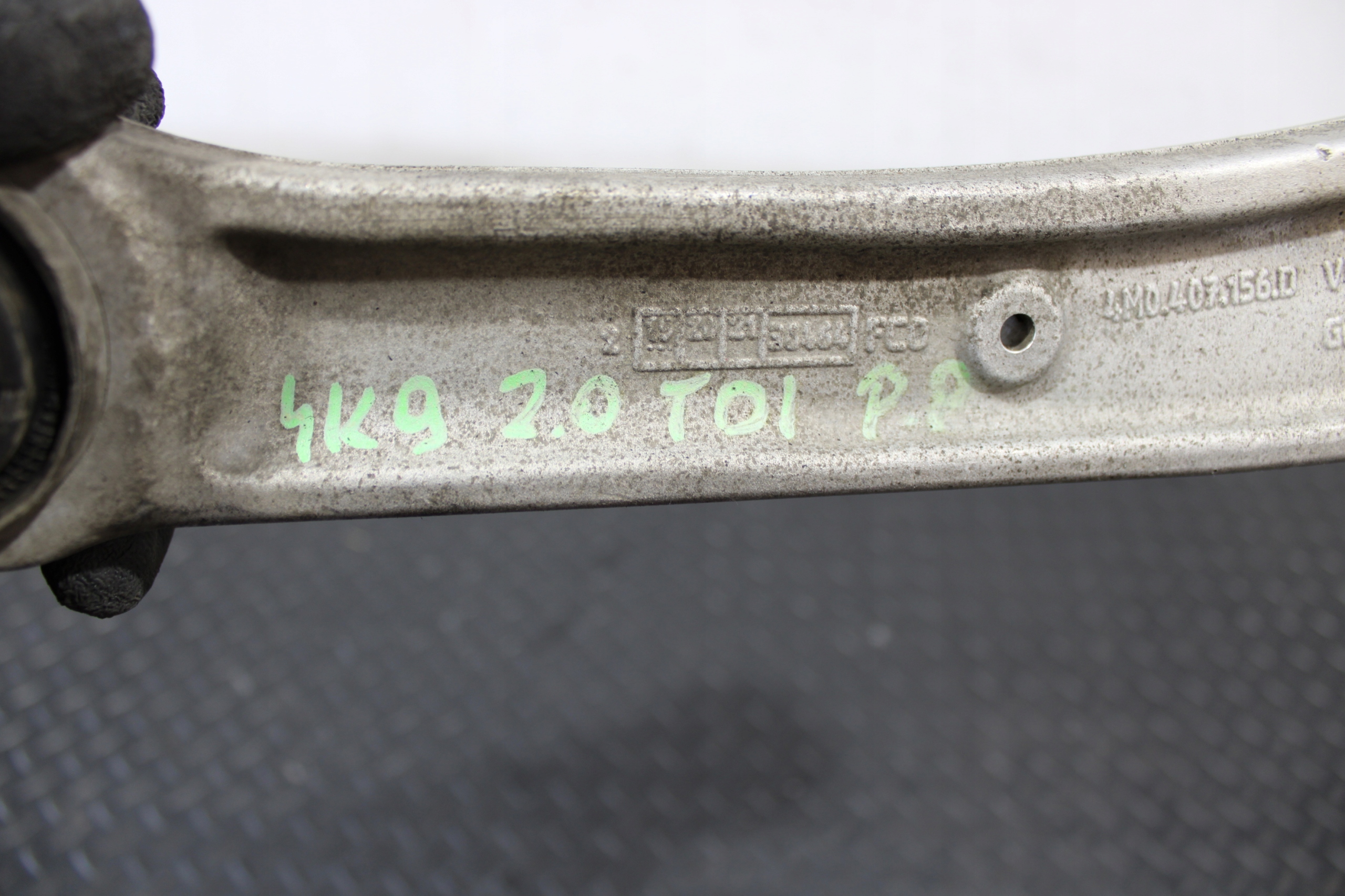arm right front AUDI A6 C8 4K0 4K9 4M0407156D