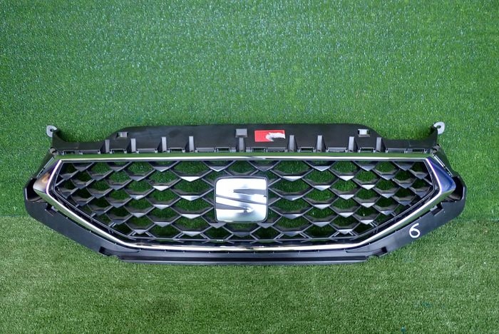 SEAT LEON IV 19- Grille