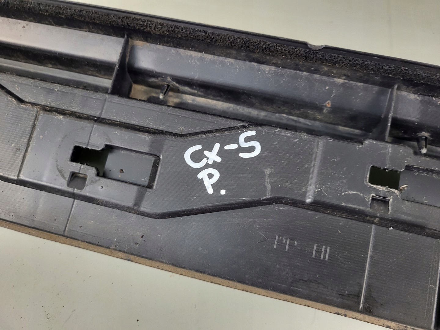 moulding threshold cap right threshold right MAZDA CX-5 and KE KD53-5IPSI