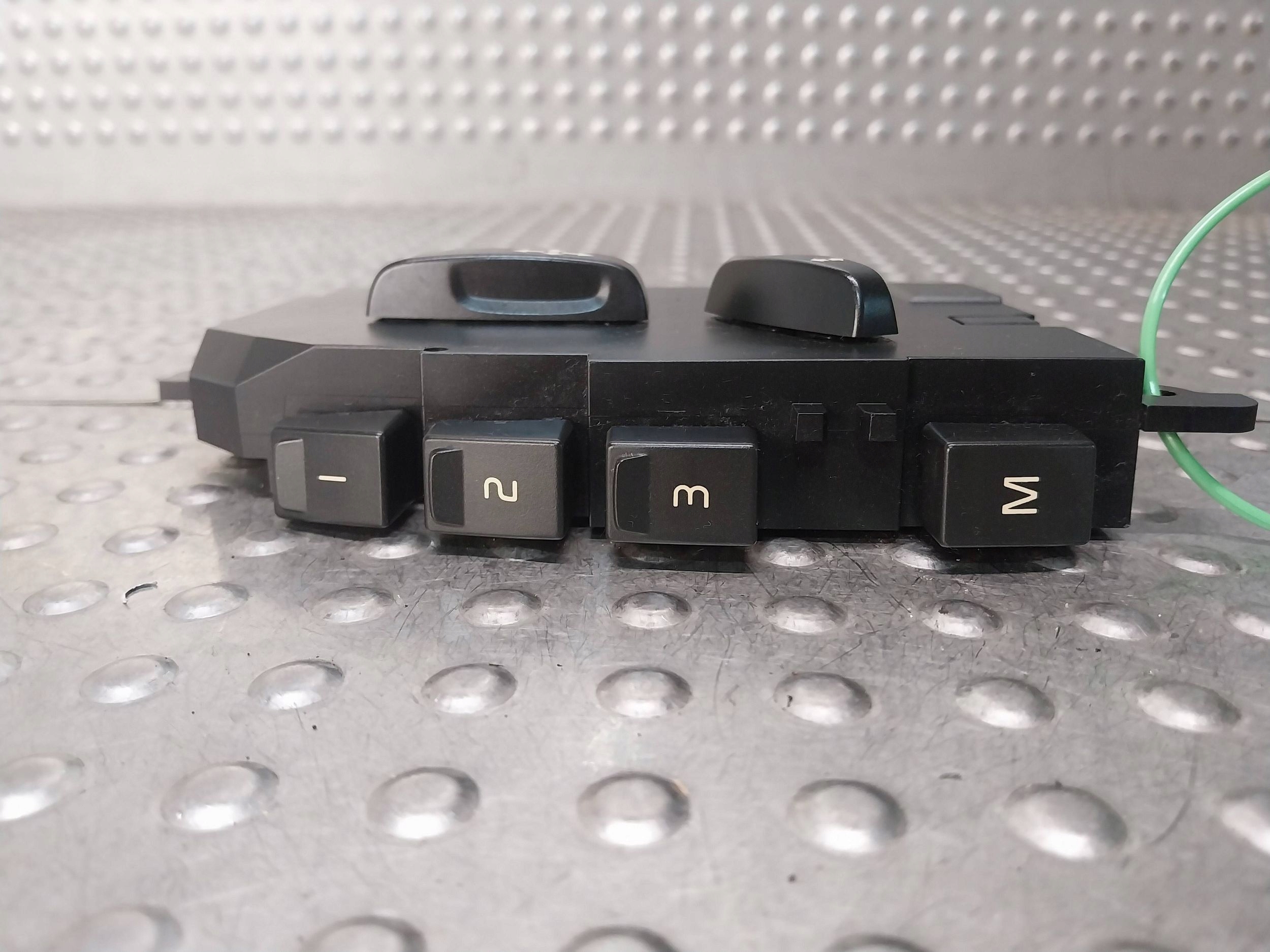 PANEL Regulations- SITZ rechts 30782298 VOLVO C70 II
