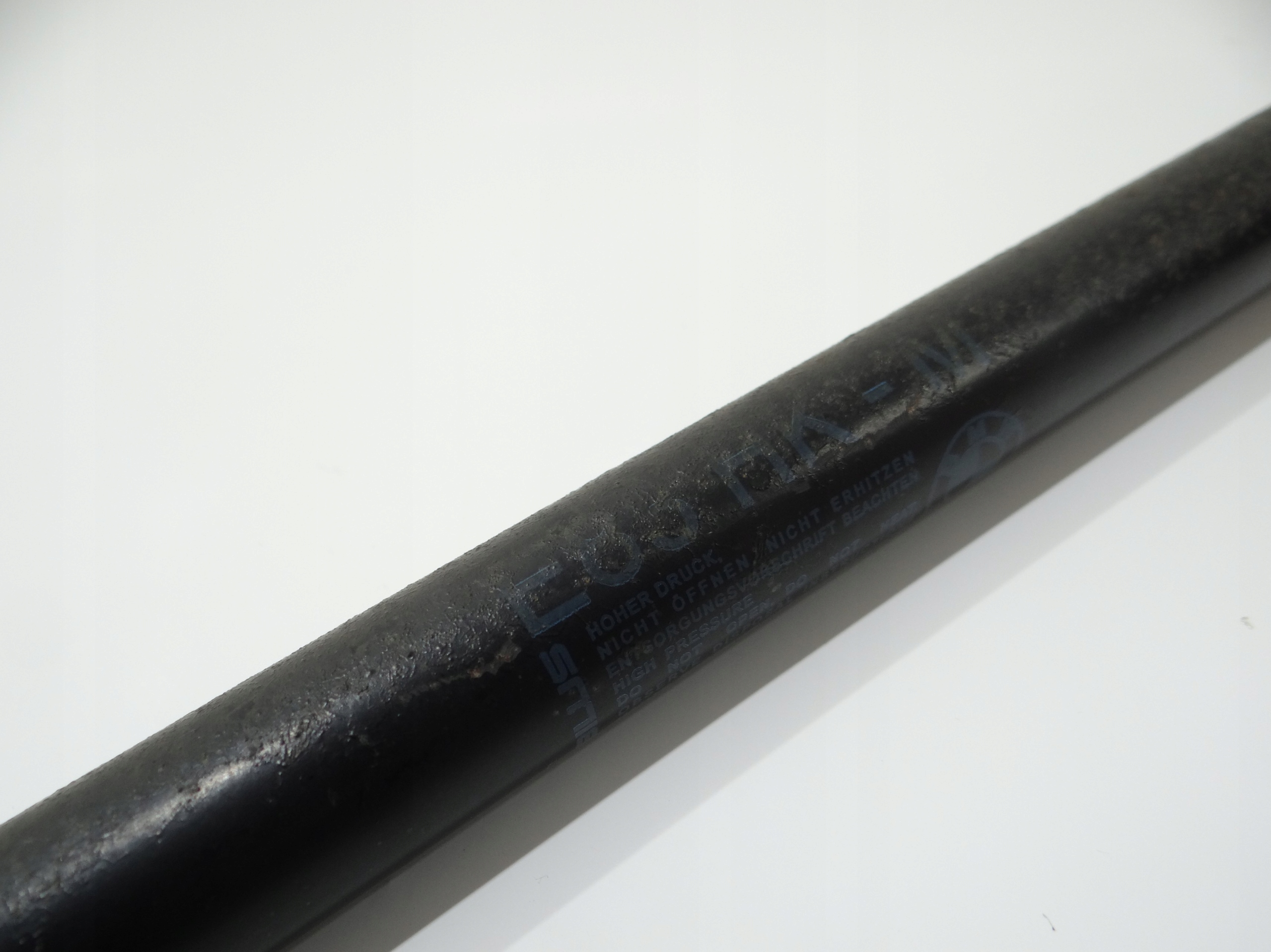 damper telescope bonnet boot rear part BMW X3 E83 3414711