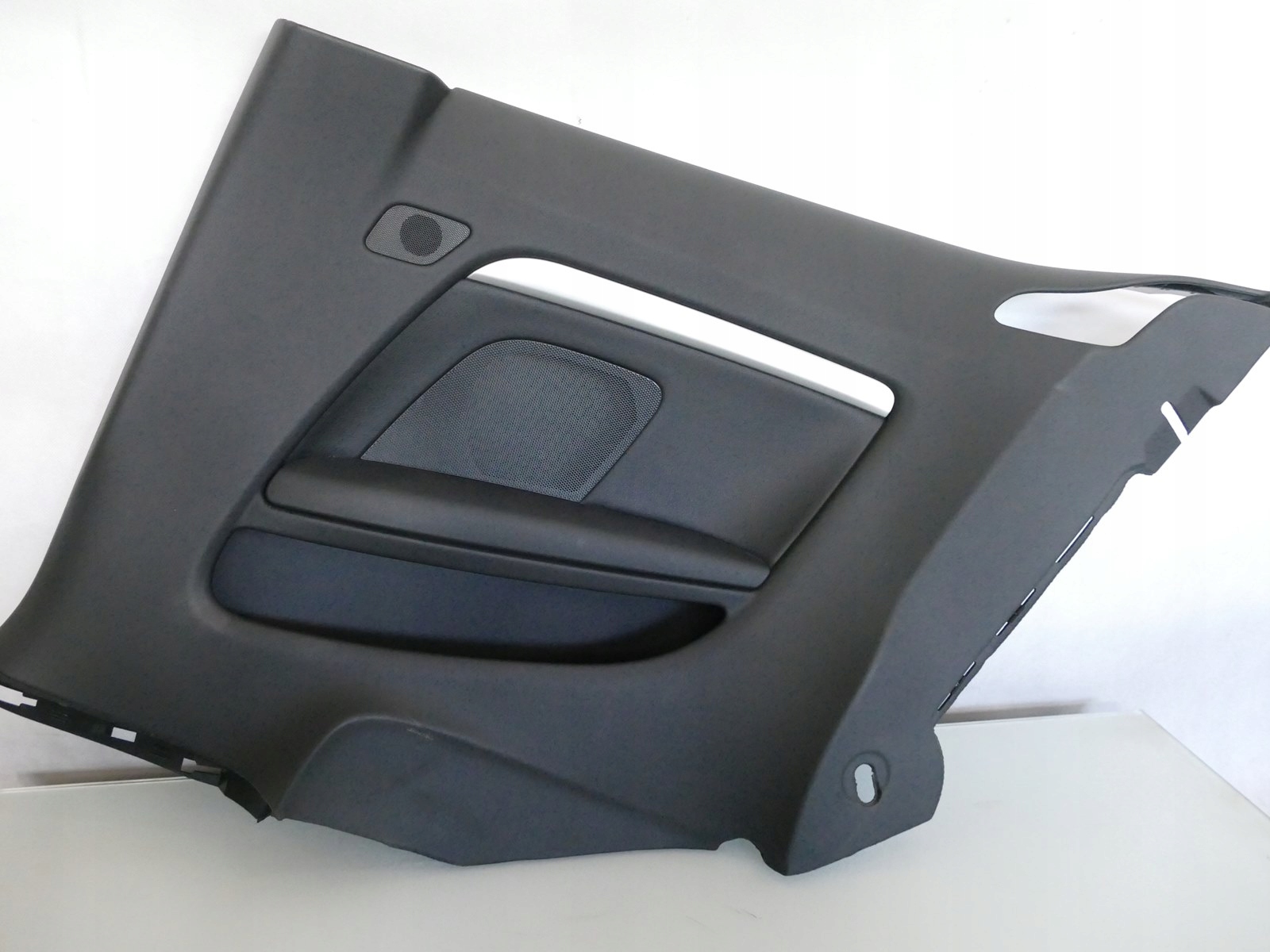 AUDI A5 8T COUPE side upholstery right rear part