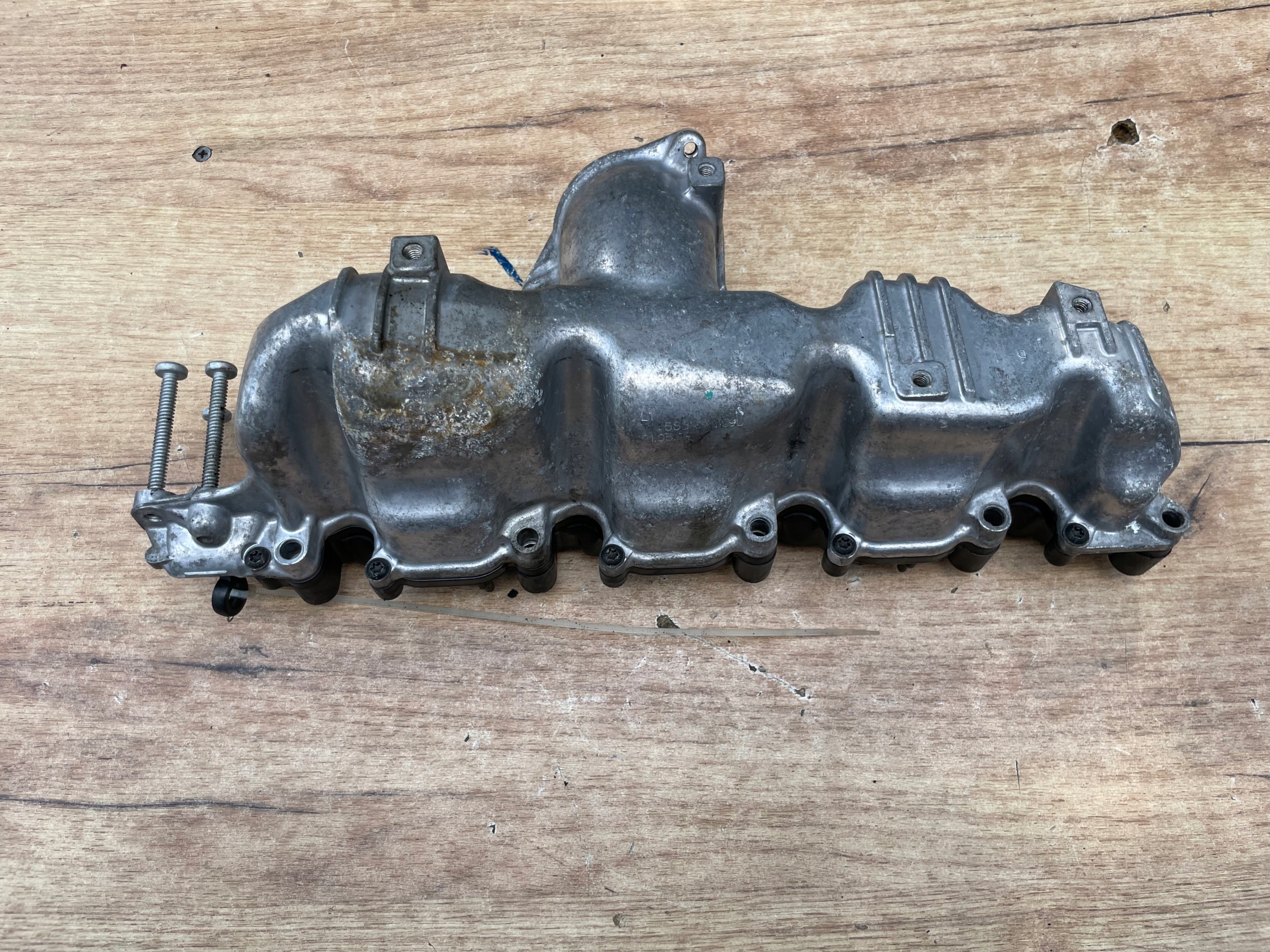 Volkswagen Audi OE 03L129711E intake manifold