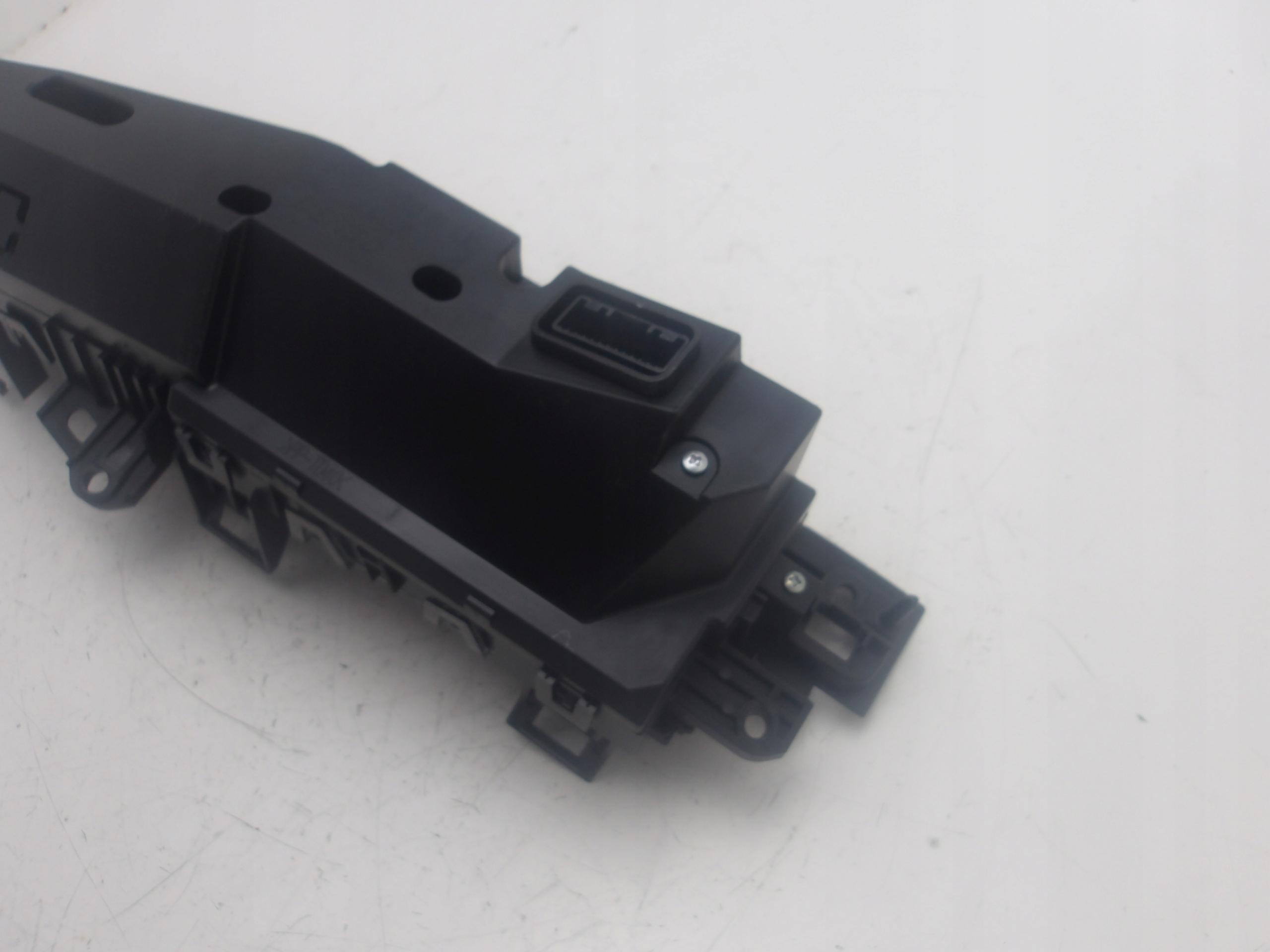 MAZDA 3 BL 09-13 Display RADIA BBP3611J0E EUROPA OE