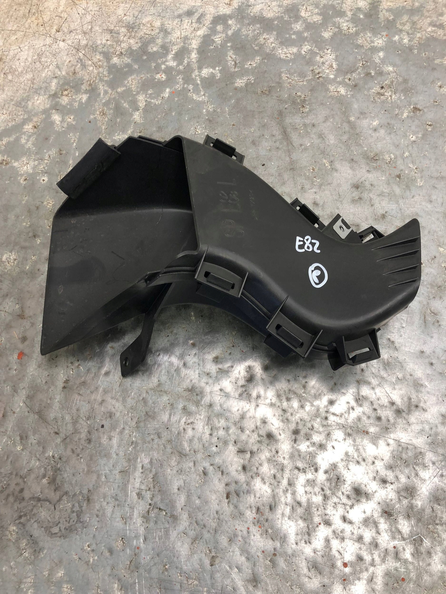 intake air hose brakes BMW E82 8046299