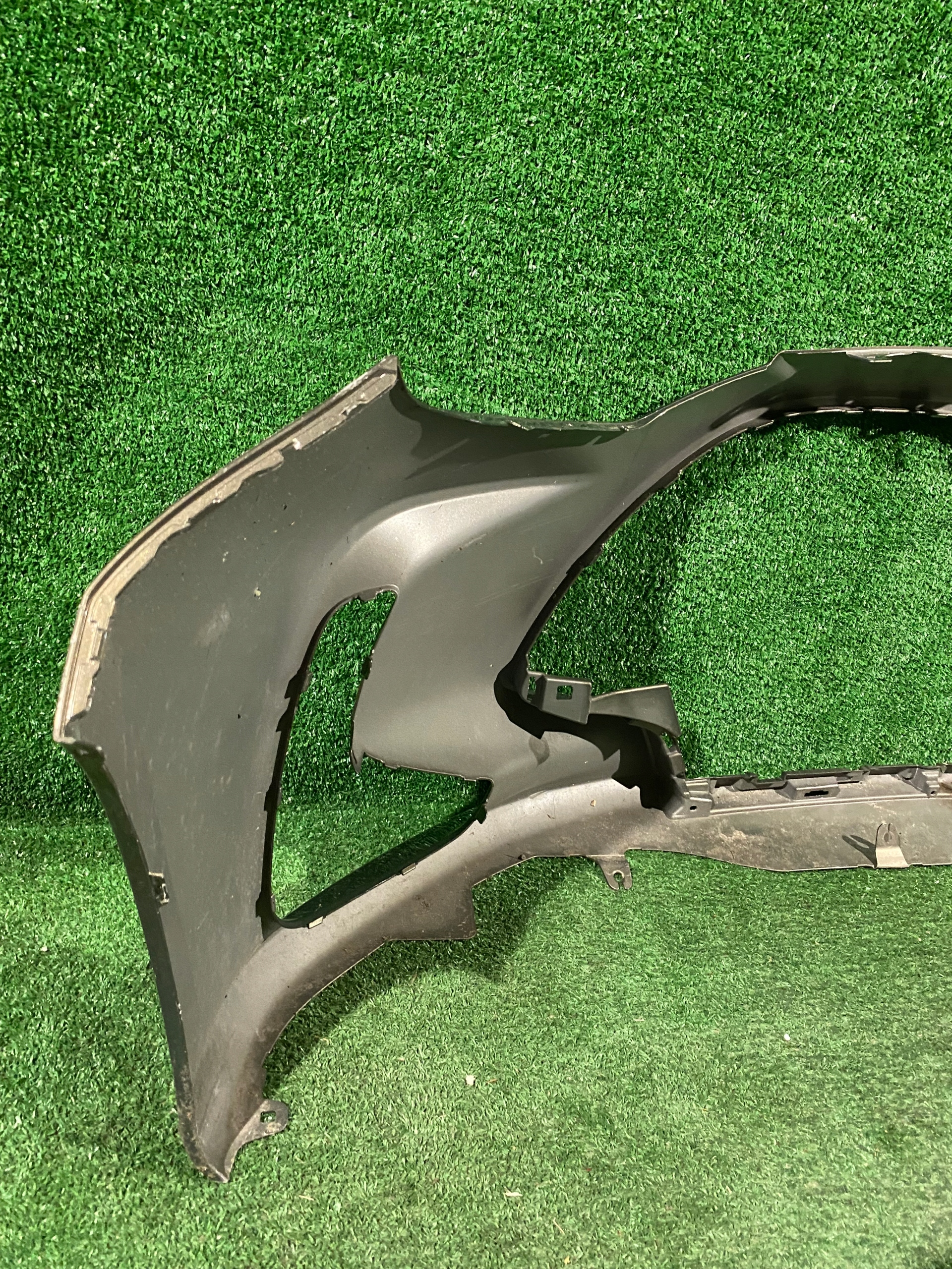 front bumper TOYOTA YARIS IV without PDC