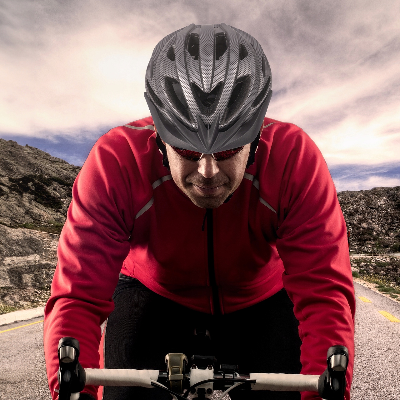 FAHRRADHELM FÜR HERREN DAMEN MTB FAHRRAD VERSTELLBAR KOMFORTABEL 58-61 LEICHT Sicherheitsinformationen CE
