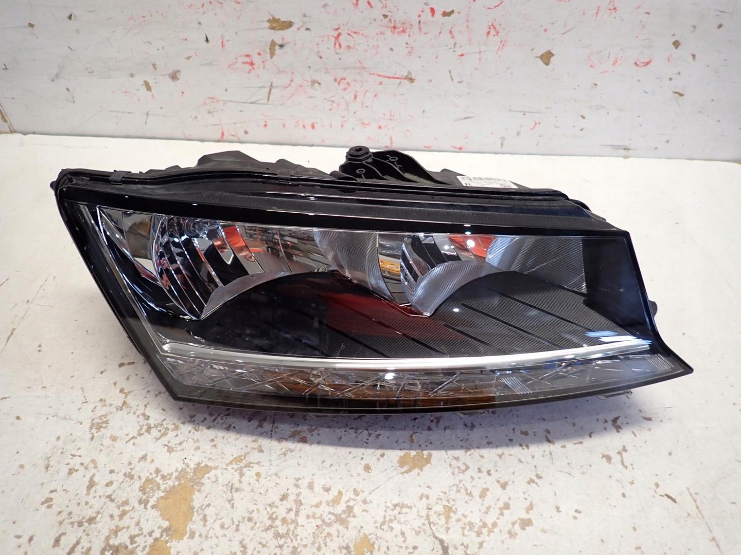 light front front right SKODA FABIA III LIFT 2018- 6V1941016D