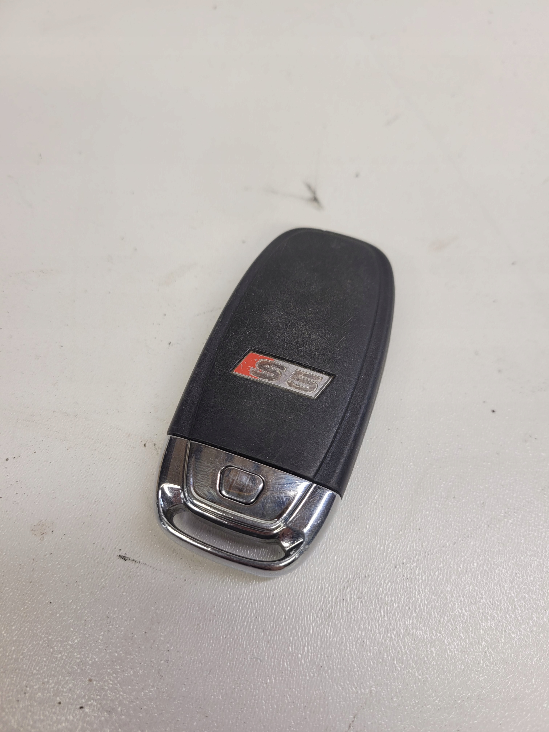 key PILOT AUDI A5 S5 LIFT 8T0959754AB