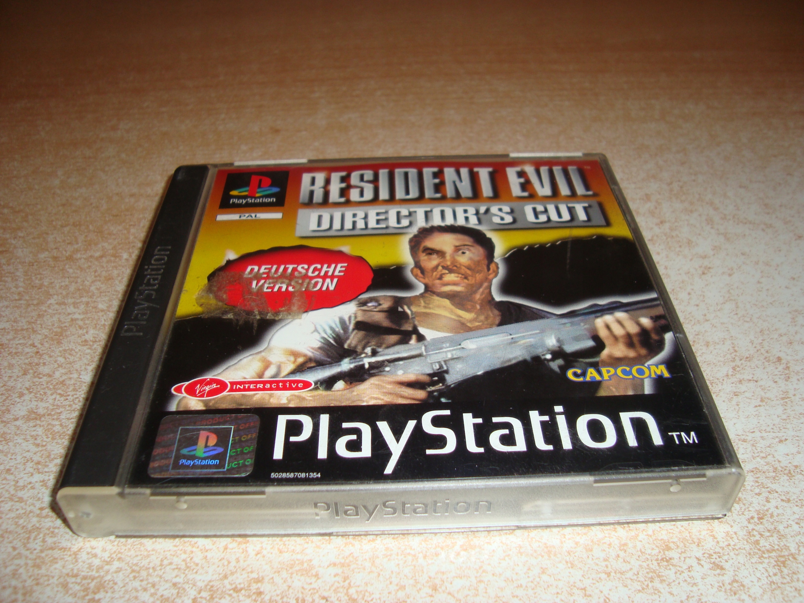 Resident Evil Director`s Cut PSX PlayStation