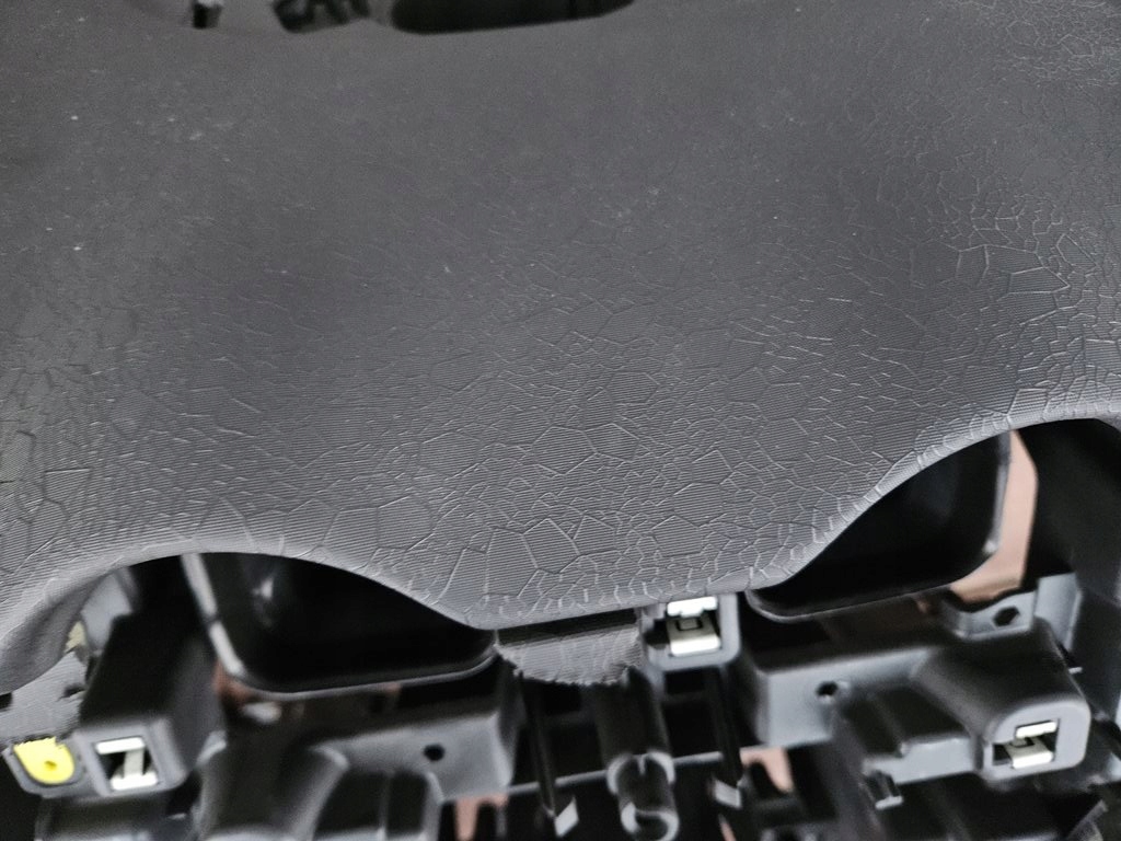 dashboard console airbag wystrzelona EUROPA Opel ADAM