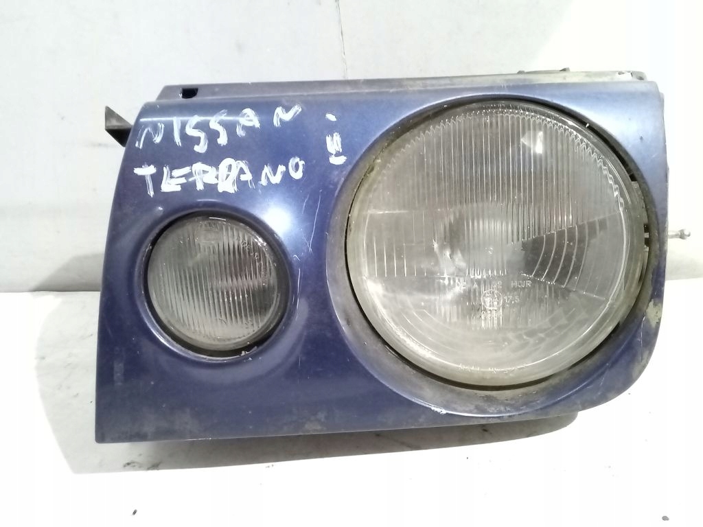 Nissan Terrano II light left front front