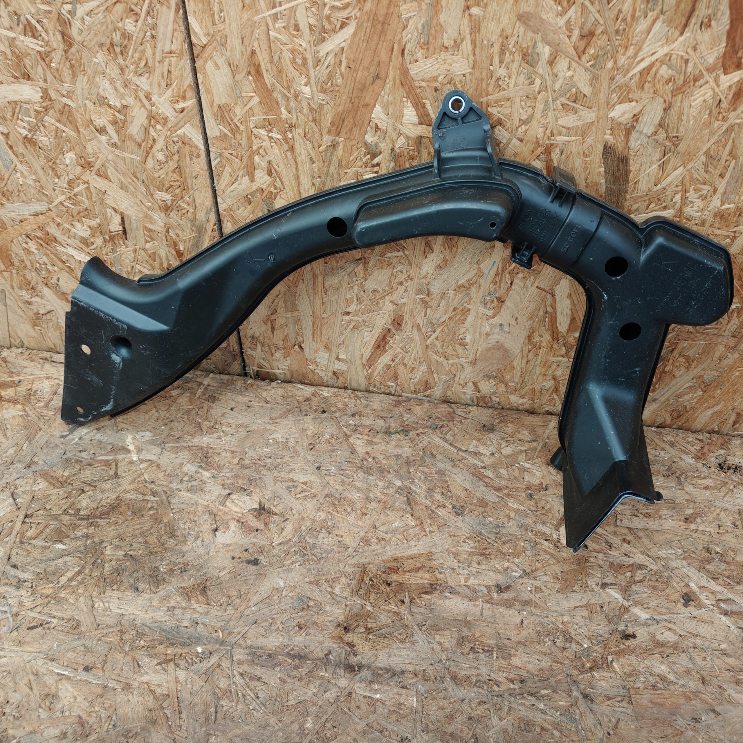 intake air RENAULT NISSAN 4ea0B
