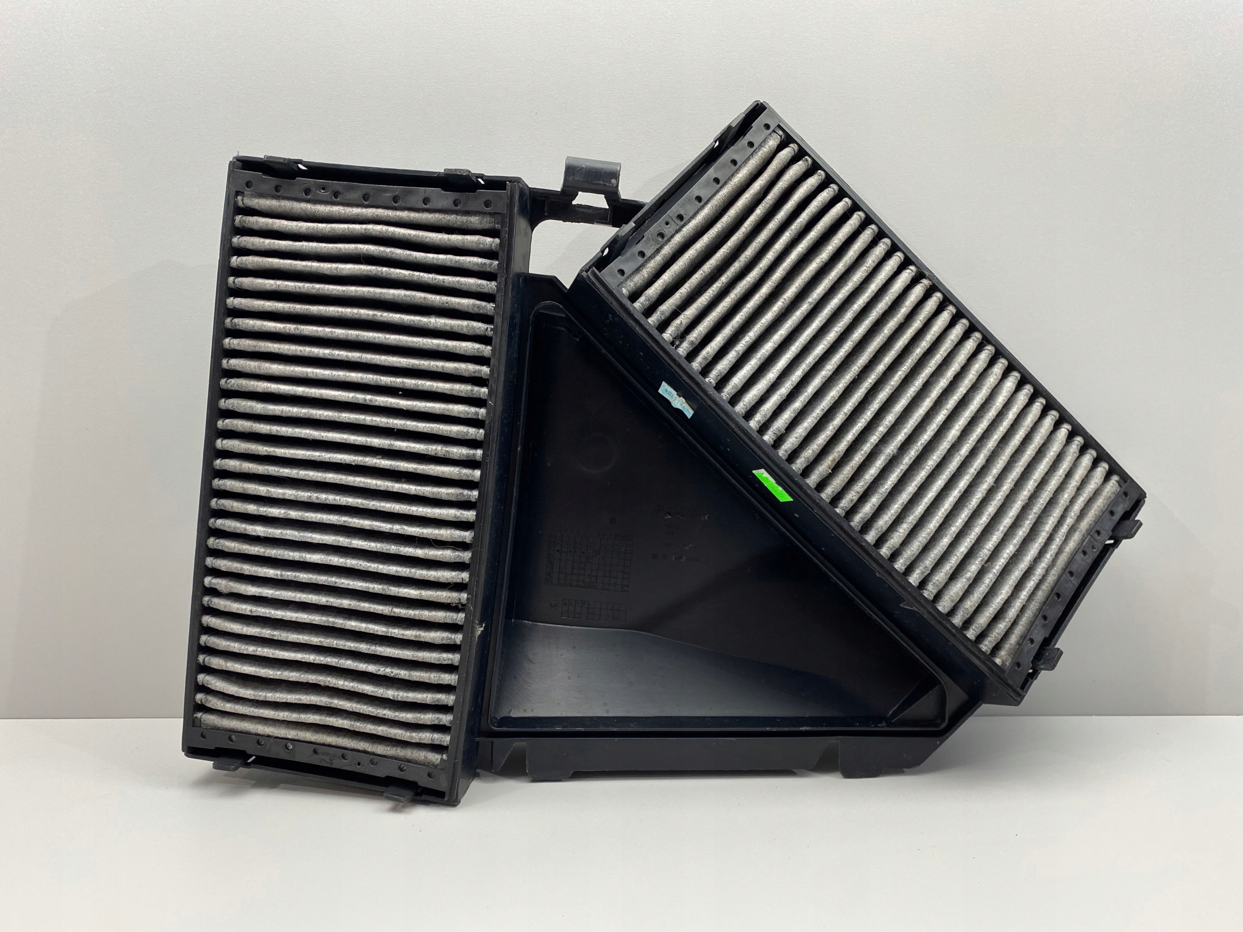 9245587 - BMW X5 X6 F15 F16 корпус микро-фильтра