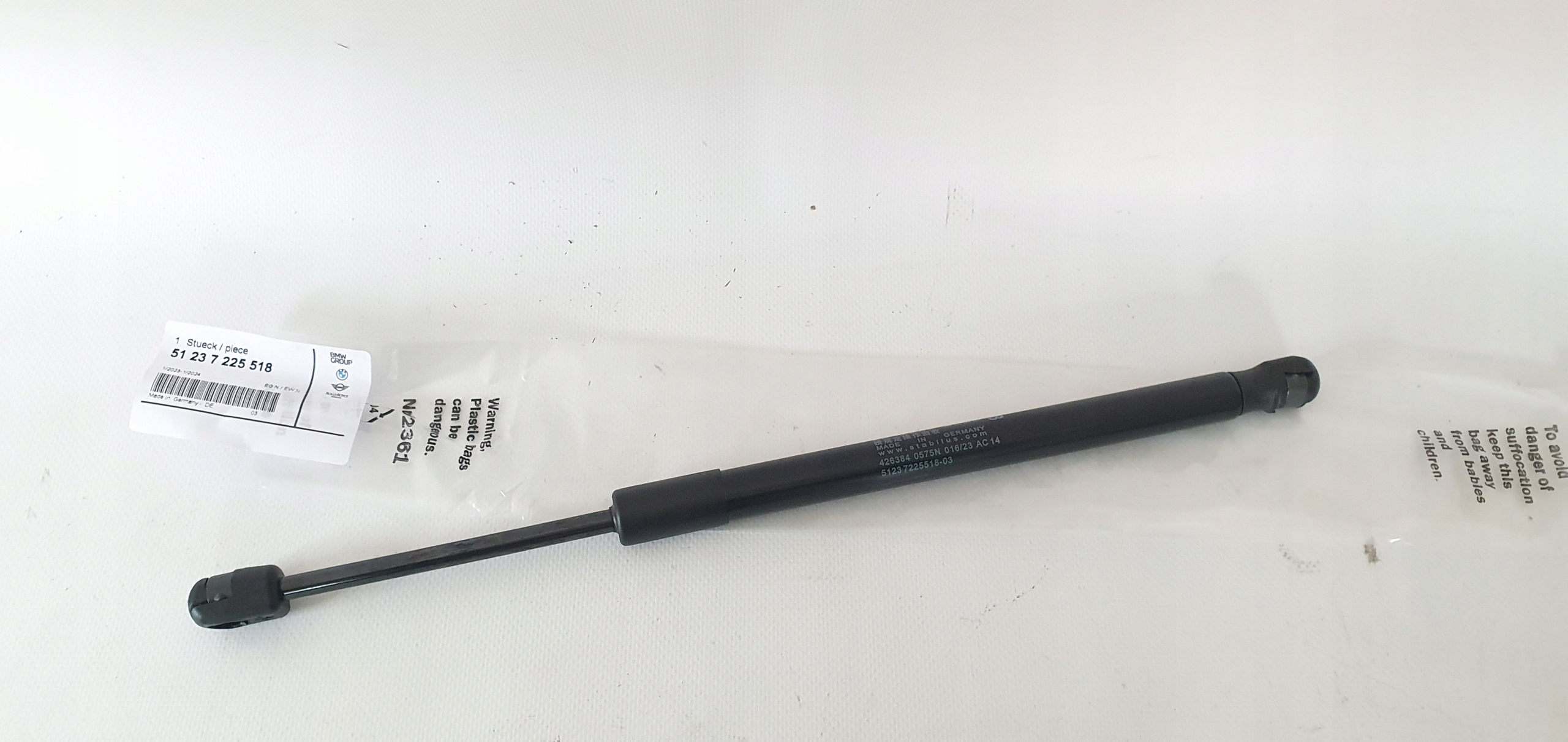 Silák kapoty Bmw E81 E82 E87 E87N E88 Oe Nový