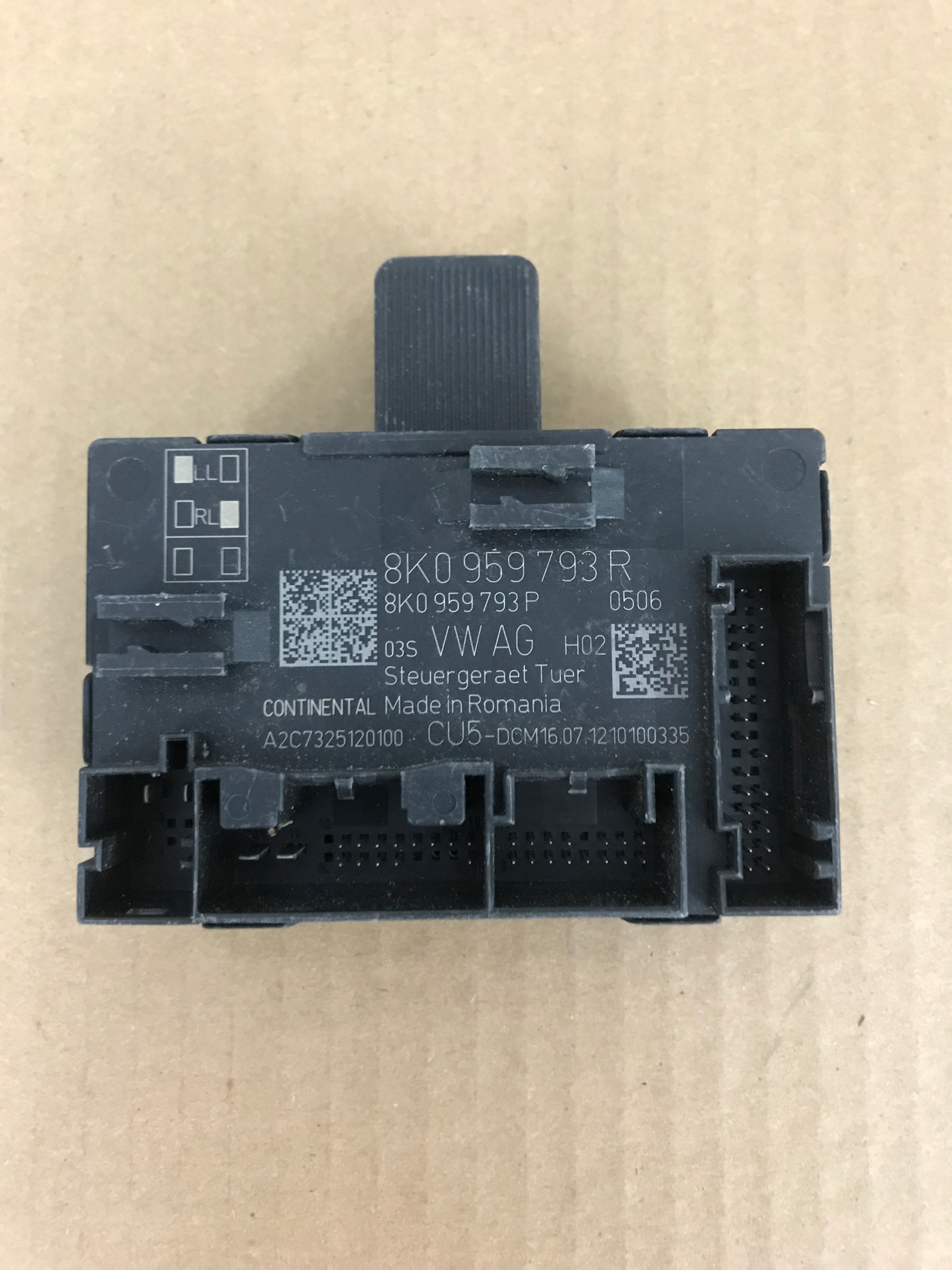 ,8K0959793P - Audi Q5 8R Lift контроллер передней двери 8K0959793R