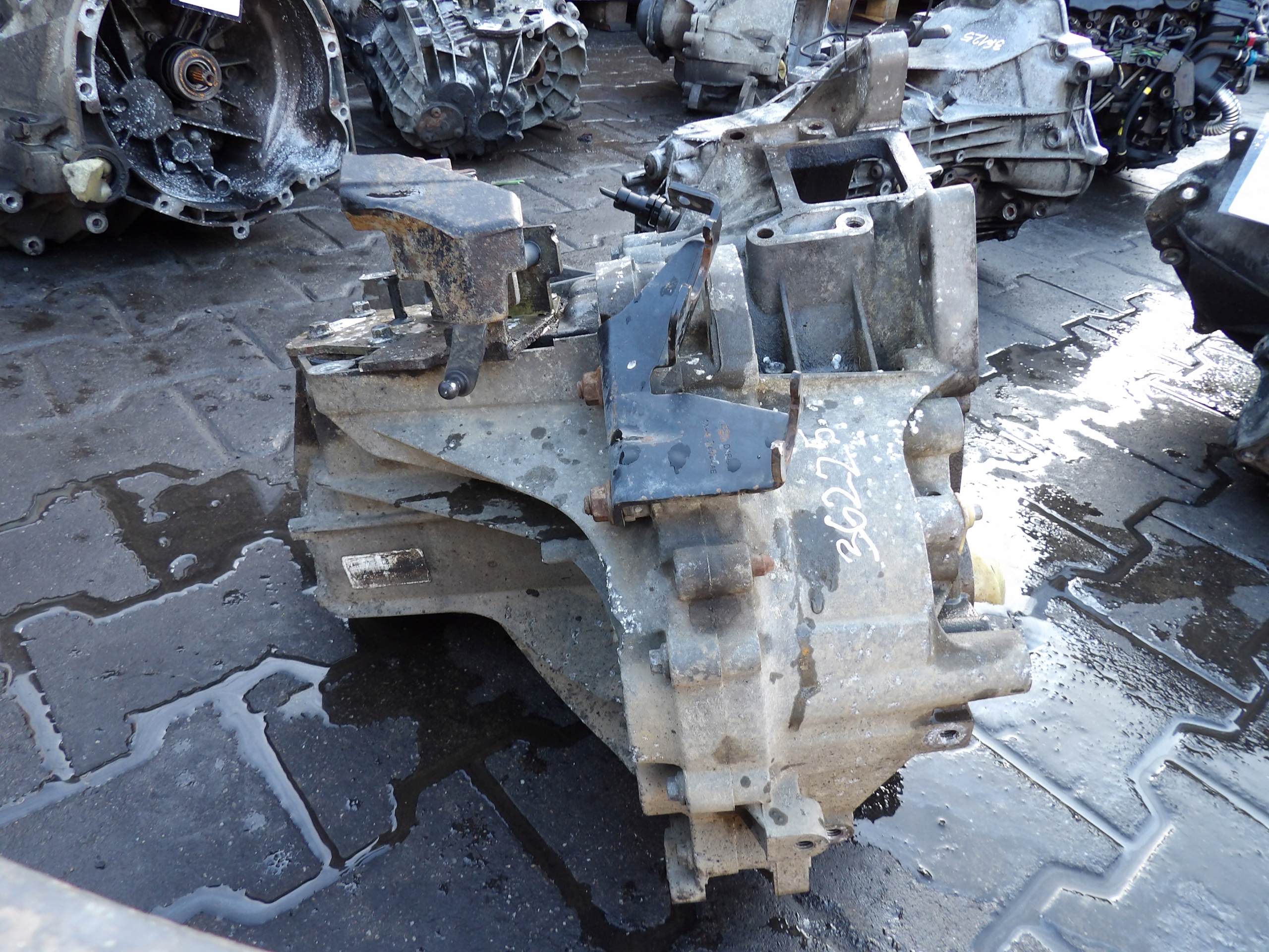 Jaguar X-type 2,0B 116KW 158KM getriebe 2X4R7002CB