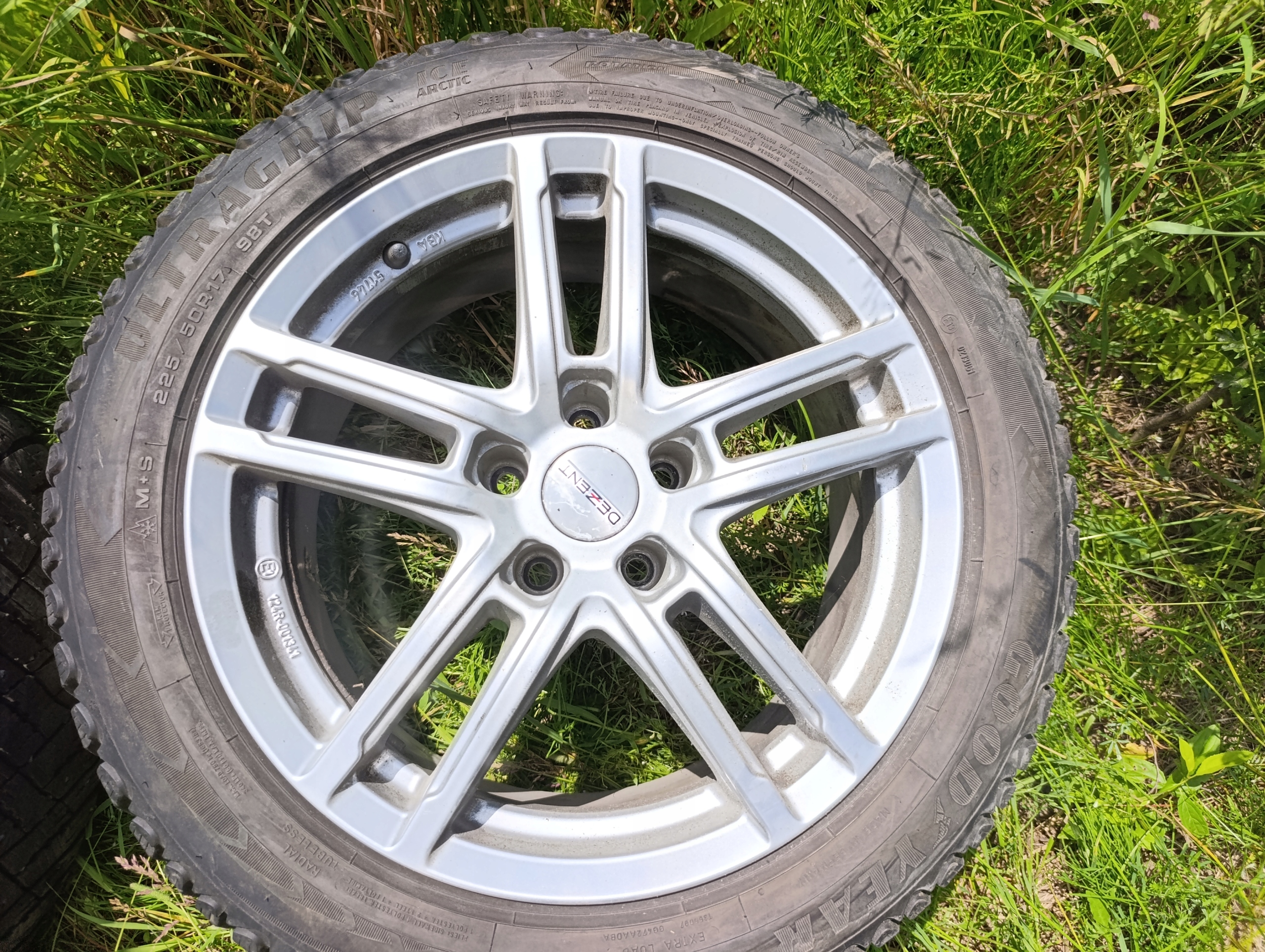 disc 4× disc aluminium Dezent 7.5" x 17" 5x112 ET 29