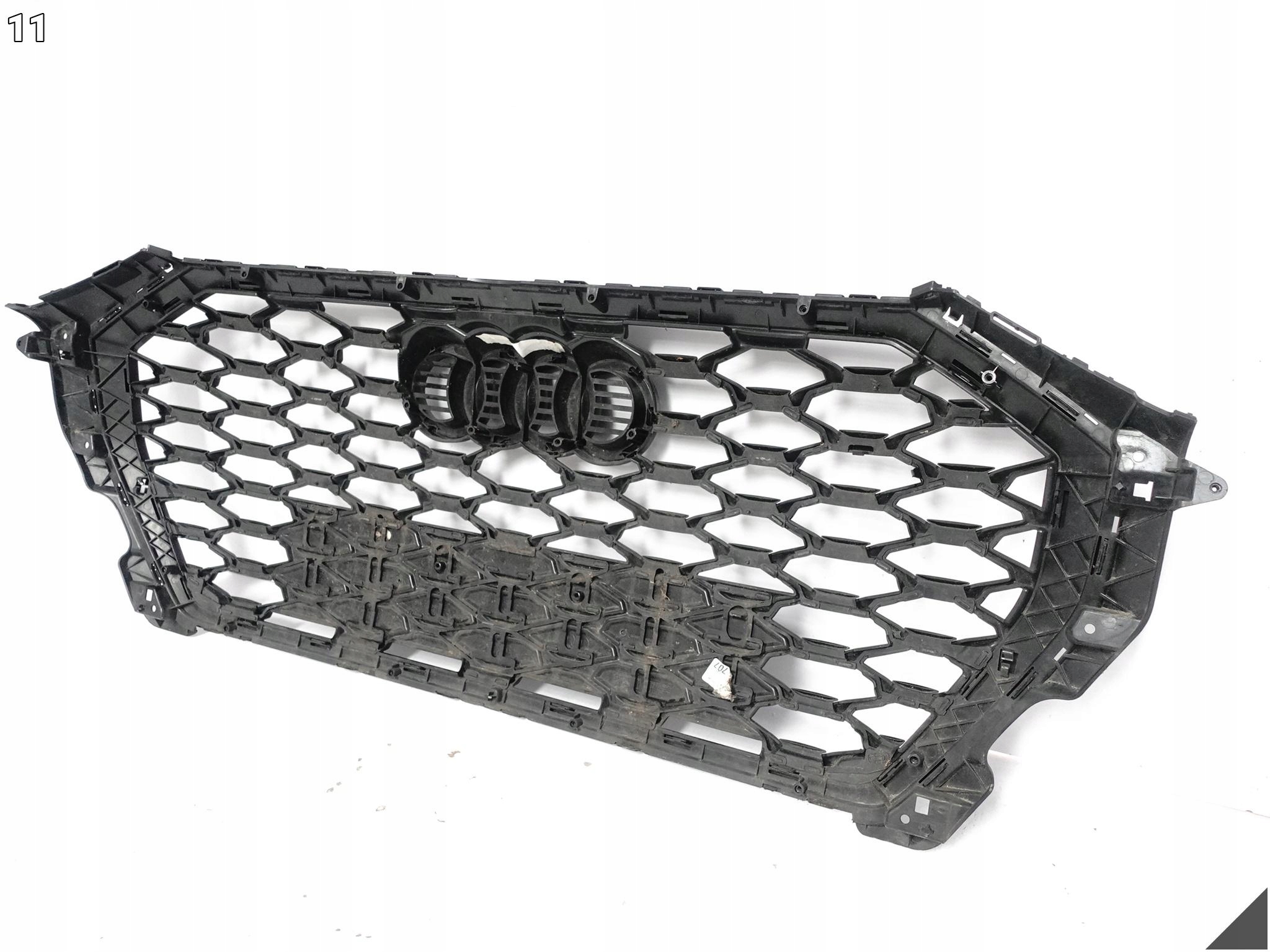 AUDI Q3 II F3 83F S-LINE 18- grill grille grid intake W bumper front