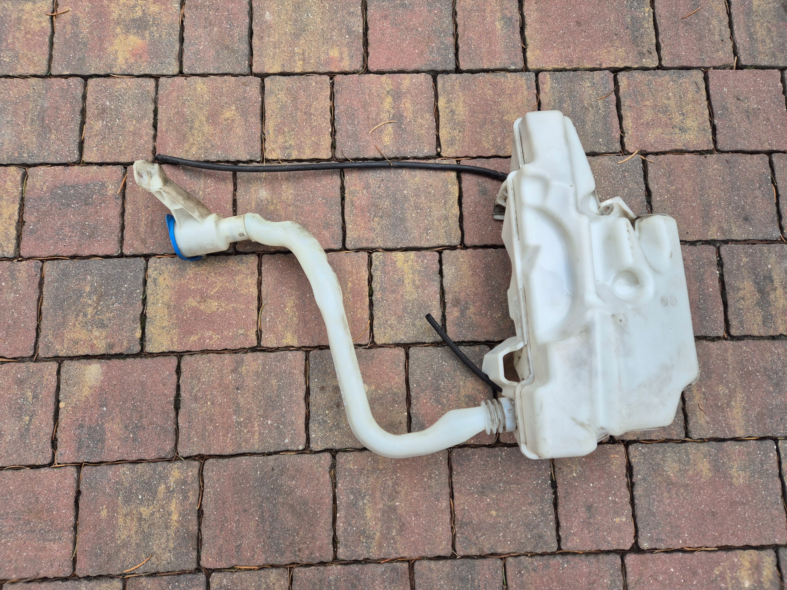 бачок омывателя Range Rover Evoque L538