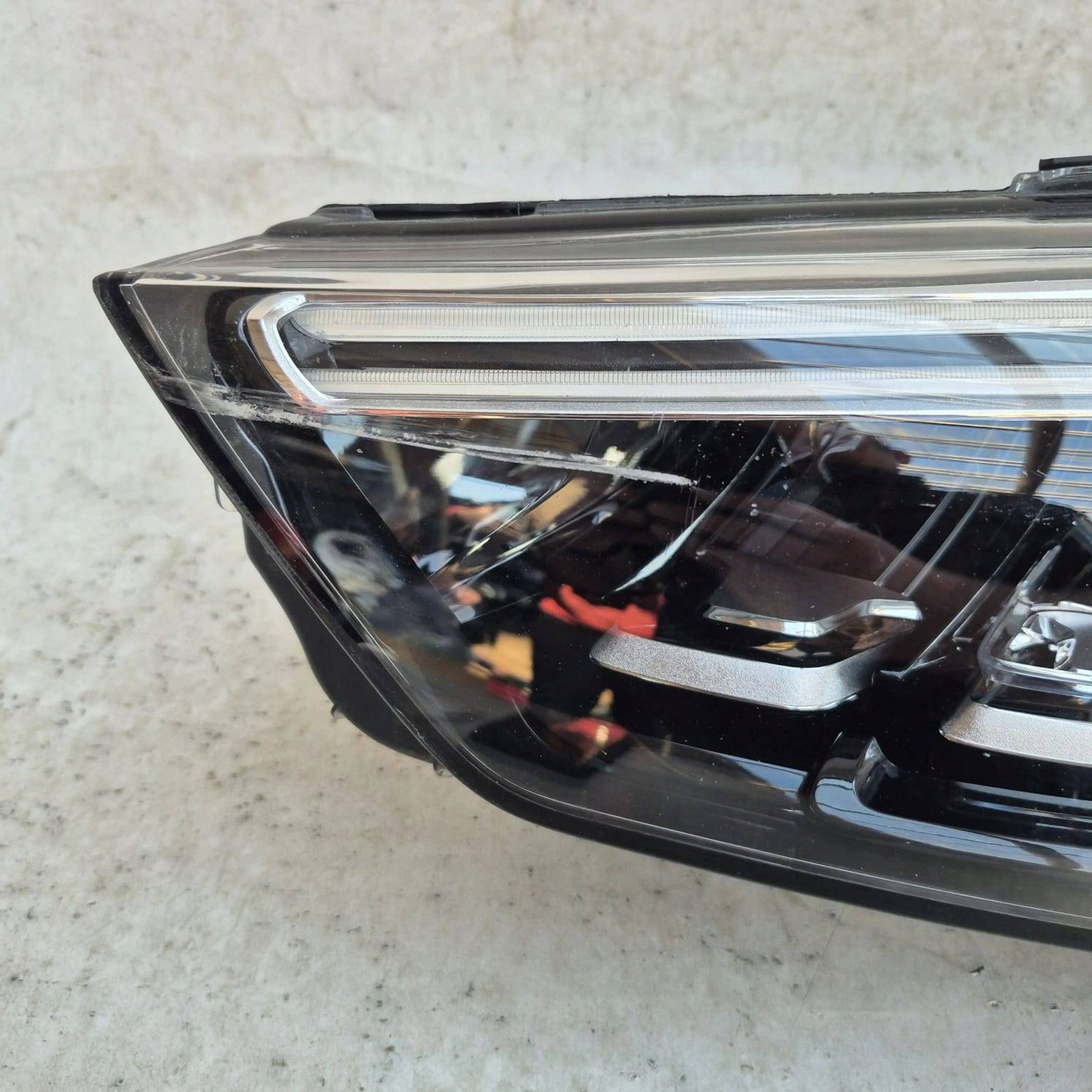 OPEL CROSSLAND X 17- light left front front 39153431