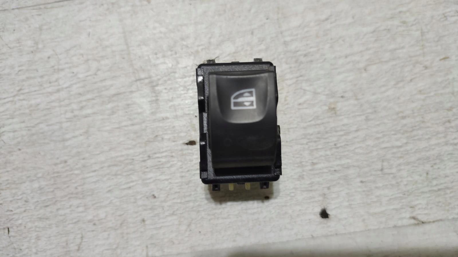 switch windows Renault Captur