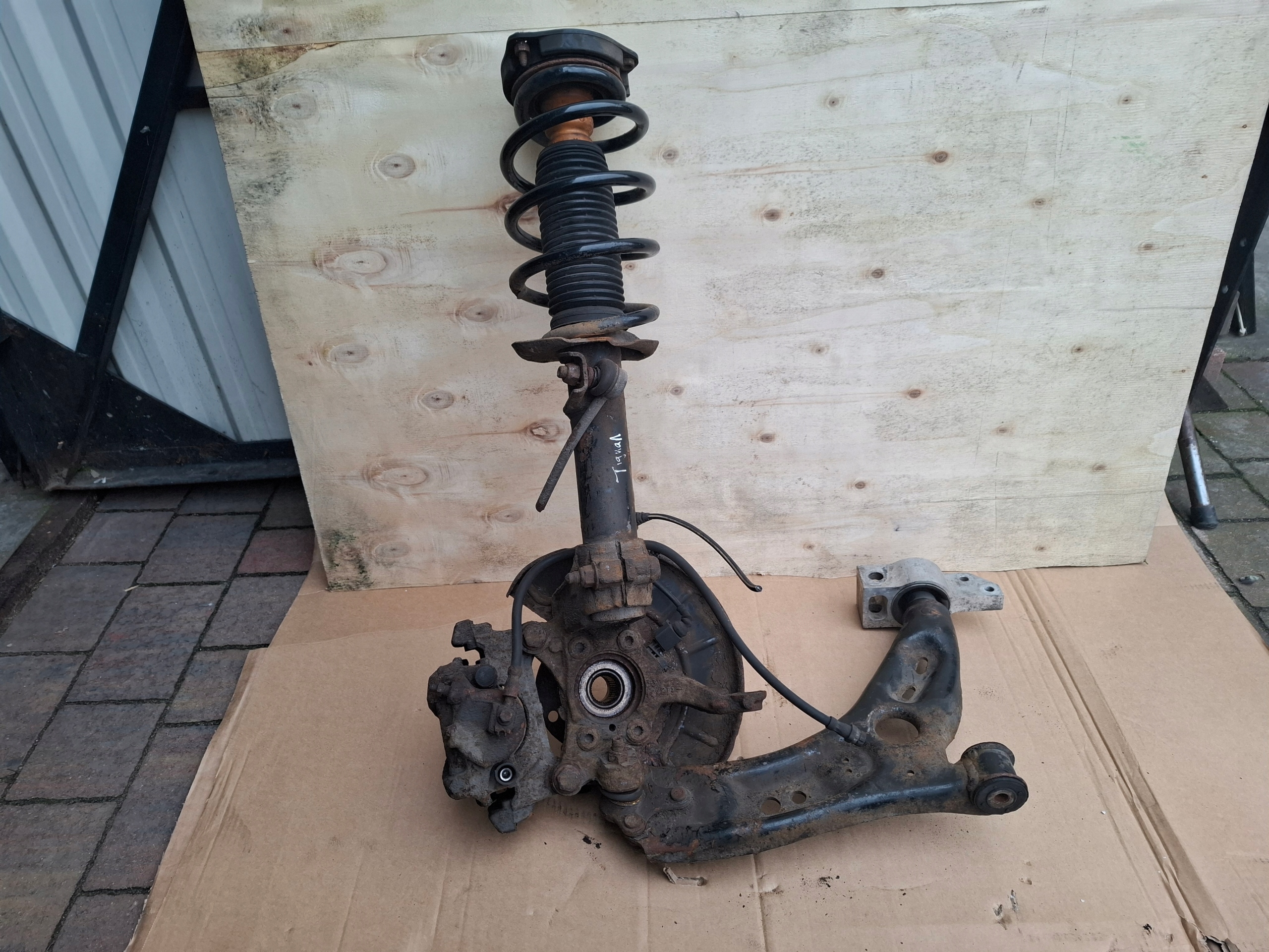 McPherson swing right front 2.0TDI VW TIGUAN and 14r