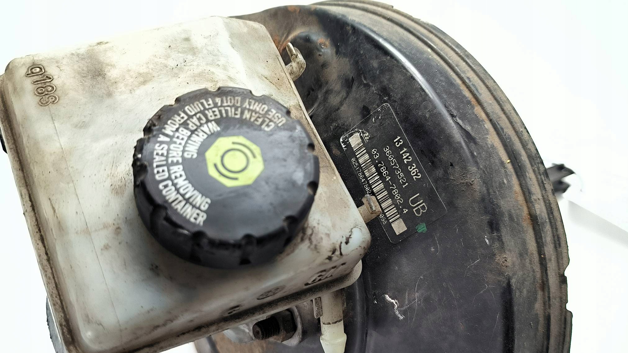 Servo bremsen 13142362 OPEL ZAFIRA B