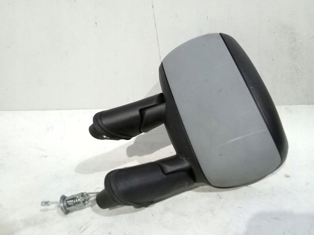 Fiat Doblo and mirror left manually